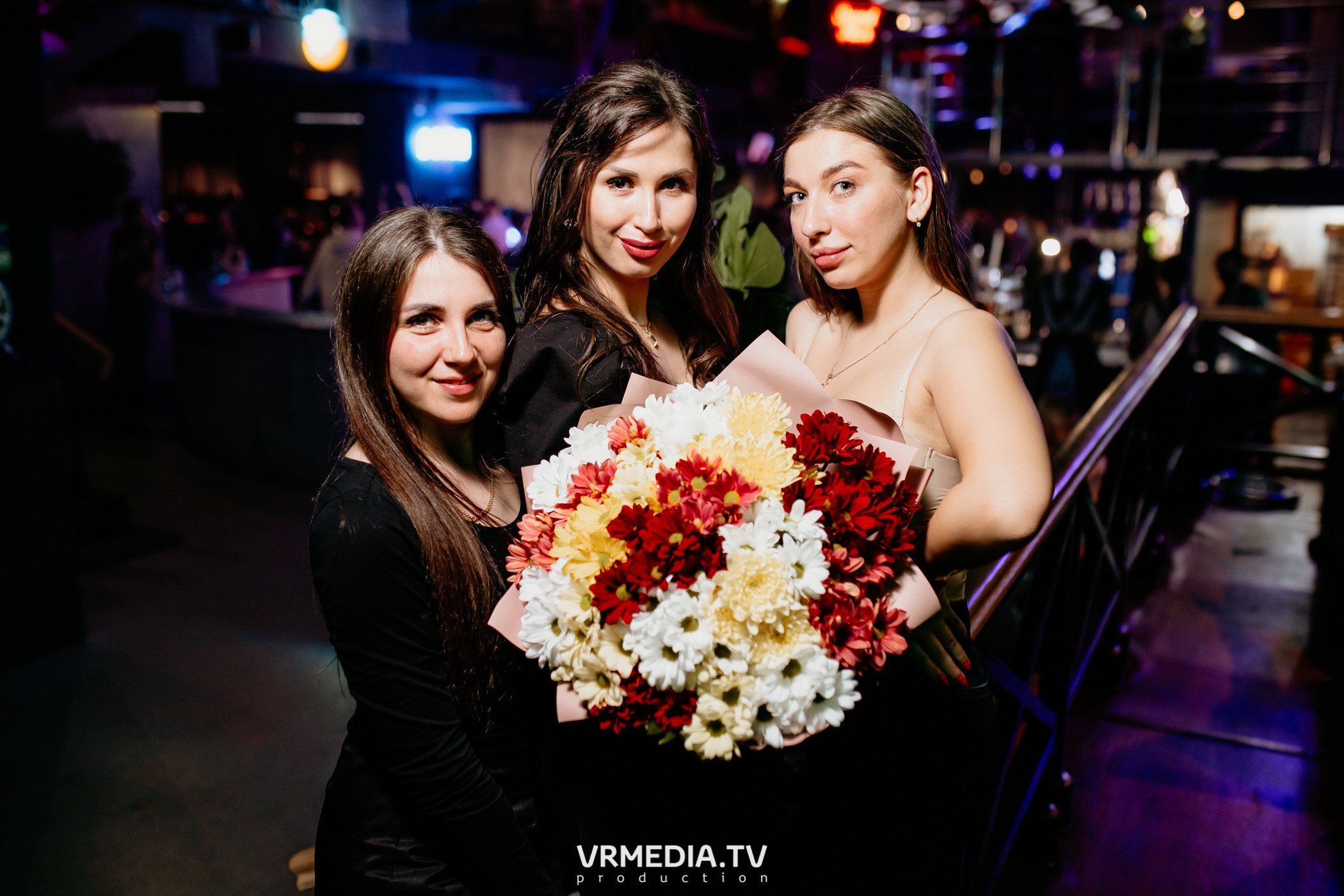 Выходные в баре «DOSKI»