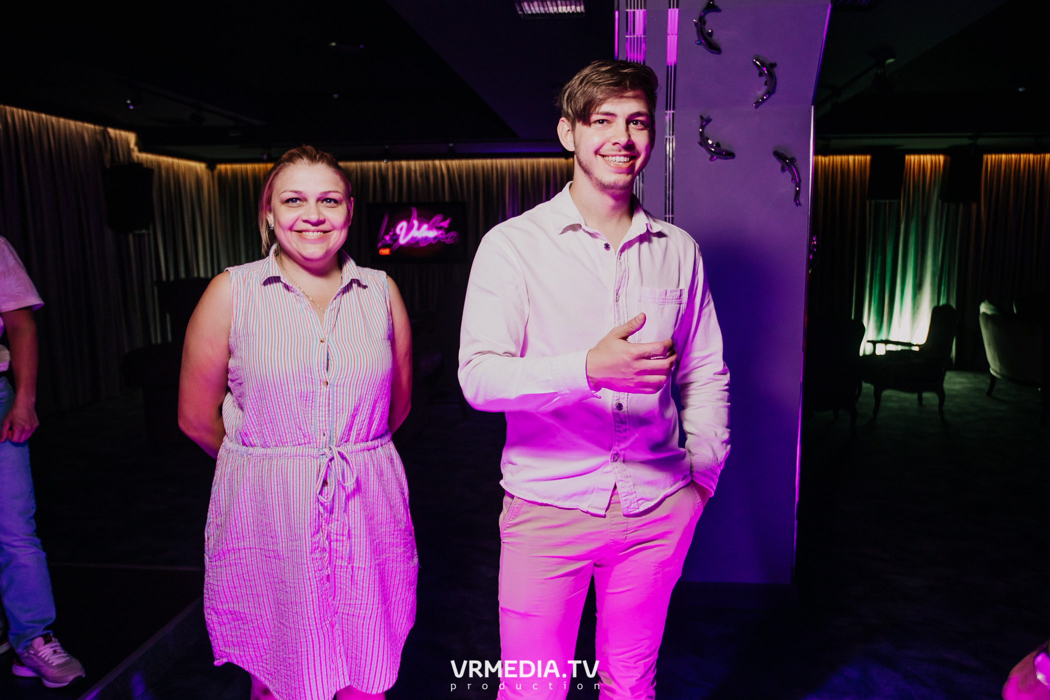 Русский рок в караоке-баре «Volna»