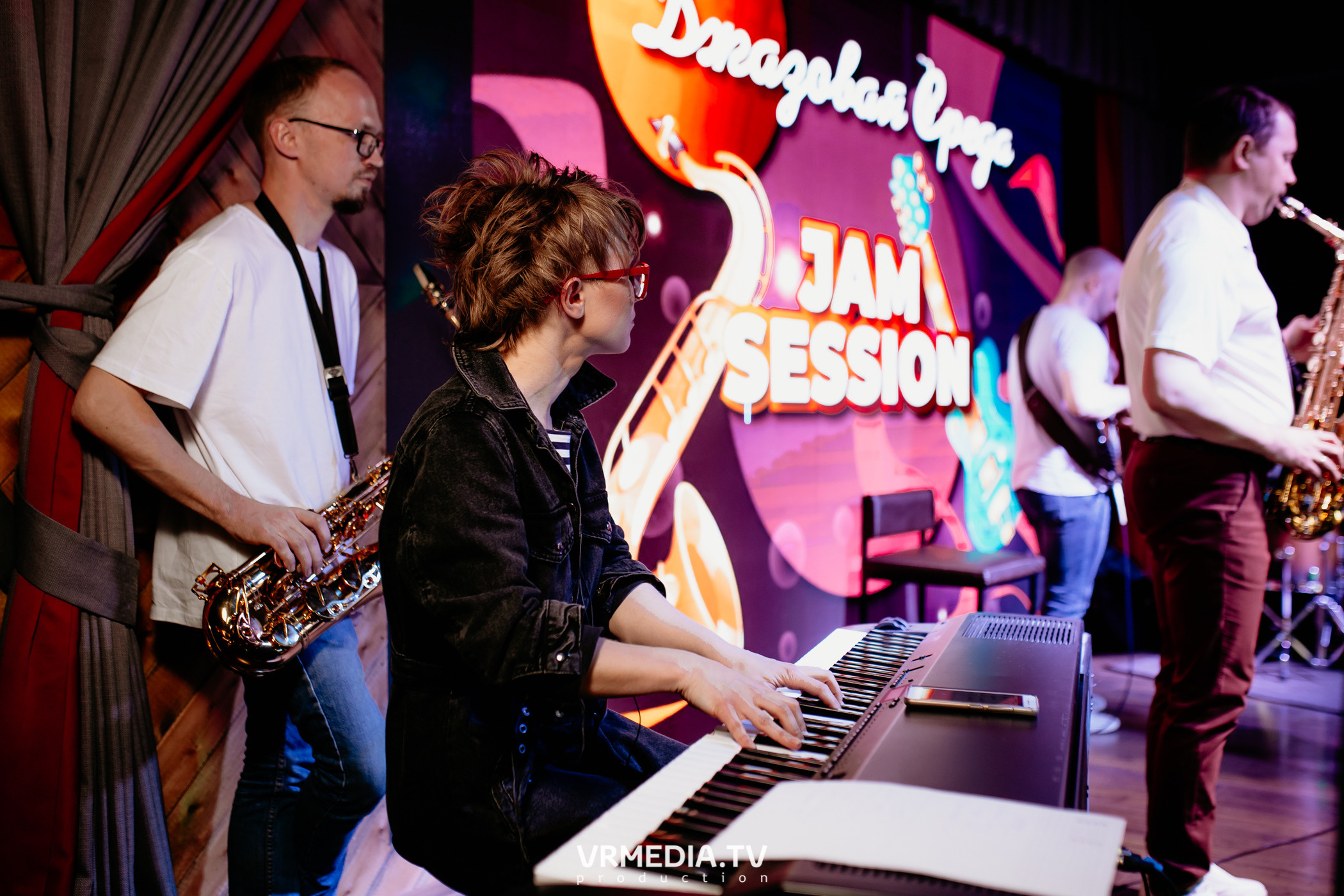 Джазовая среда. Jam session