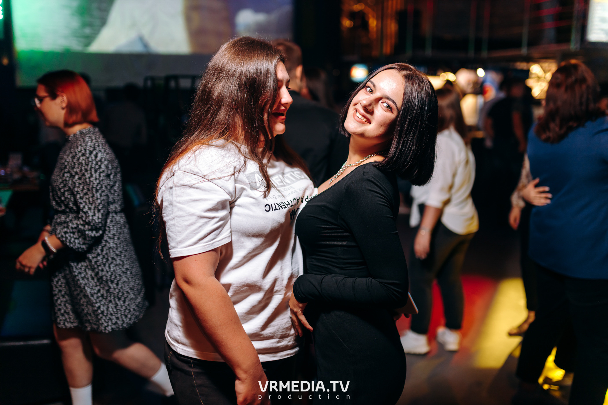 Выходные в баре «DOSKI»