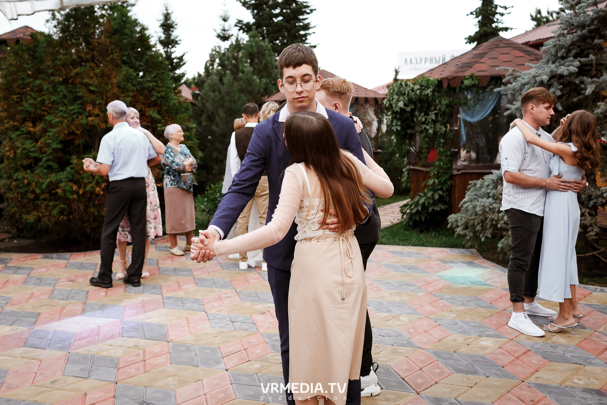 Выходные в ресторане «Лазурный берег»