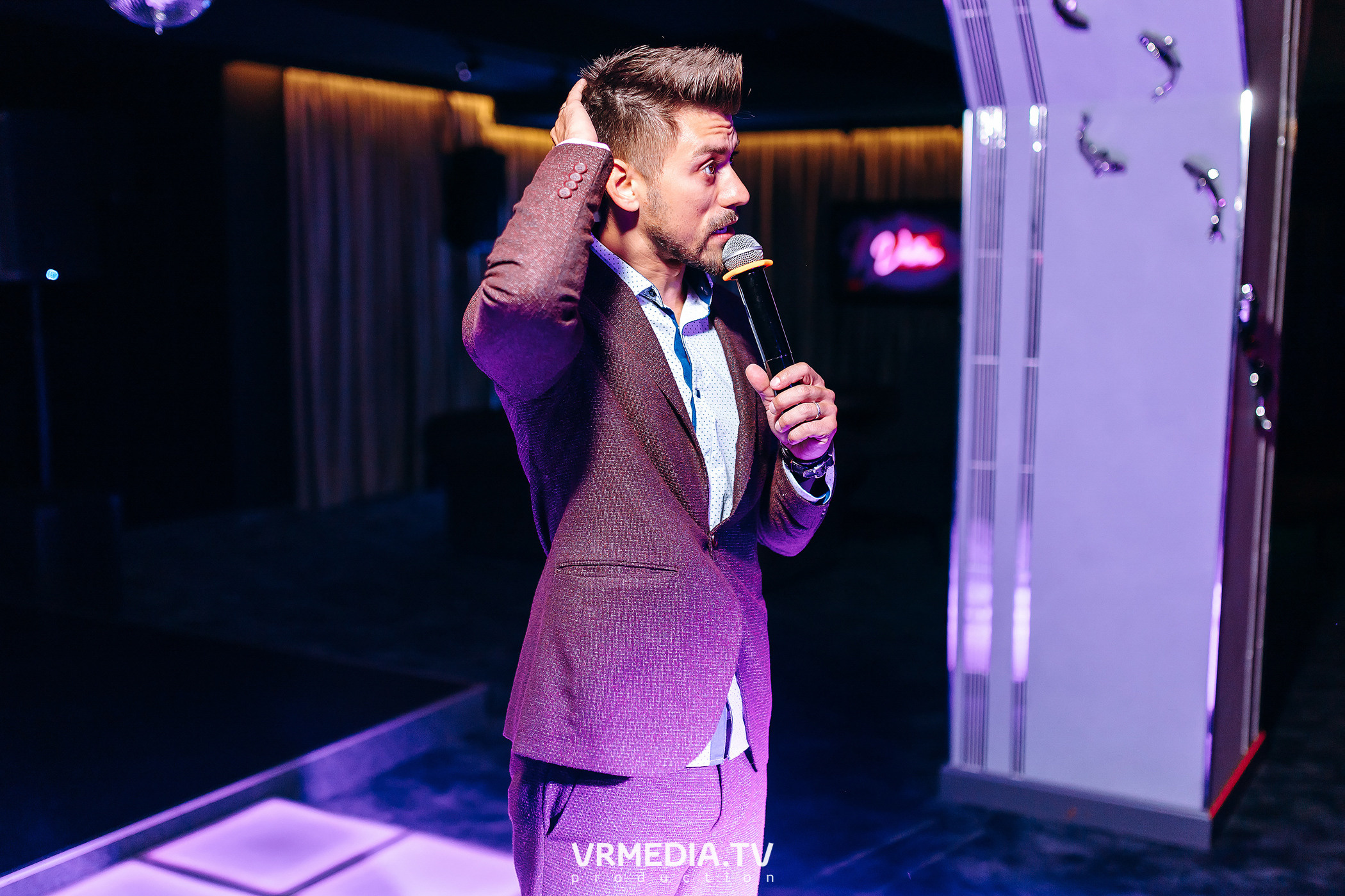 Золотая пятница в караоке-баре «Volna»