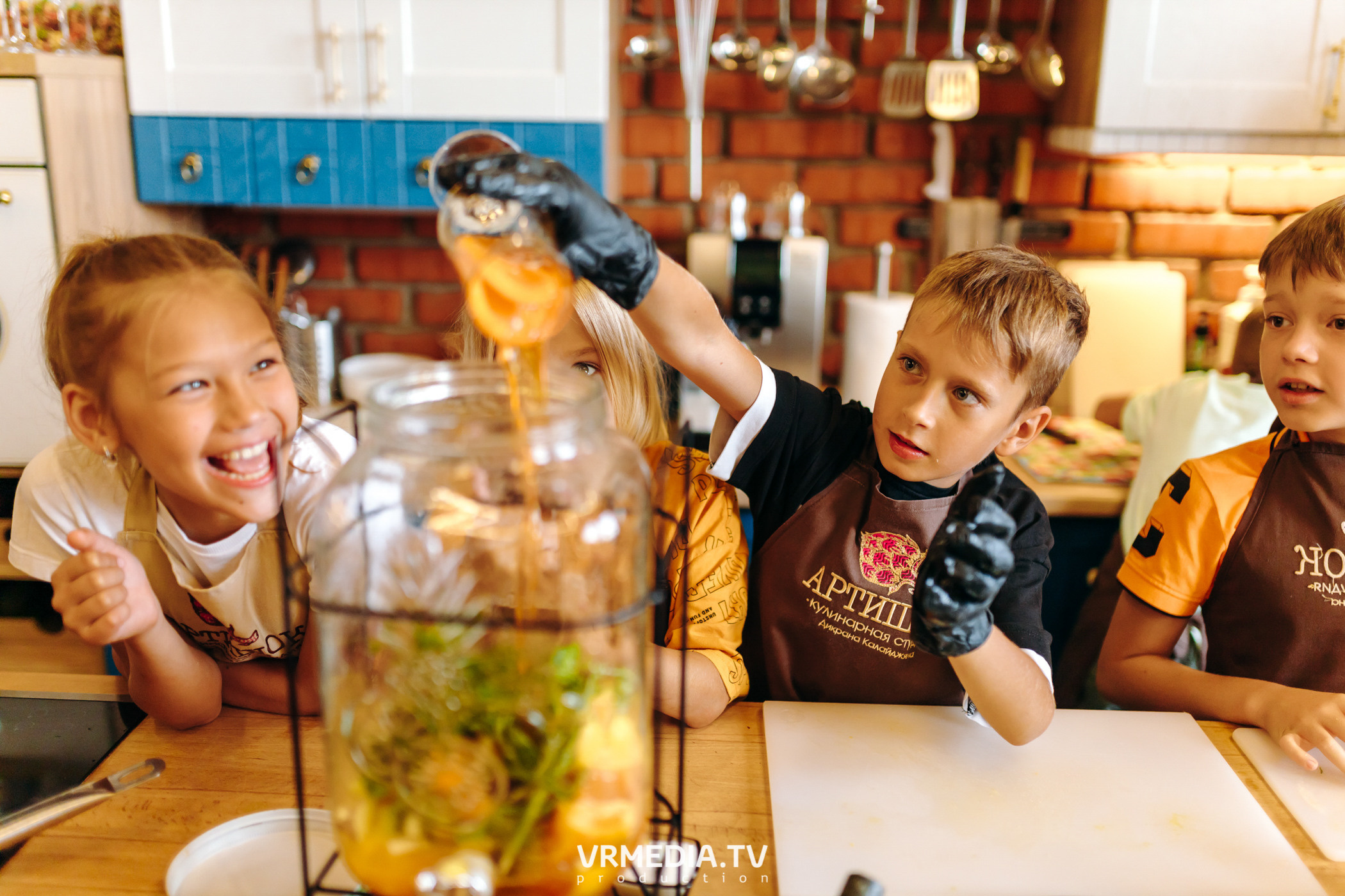 День рождения Артура Калайджяна в кулинарной студии «Артишок»