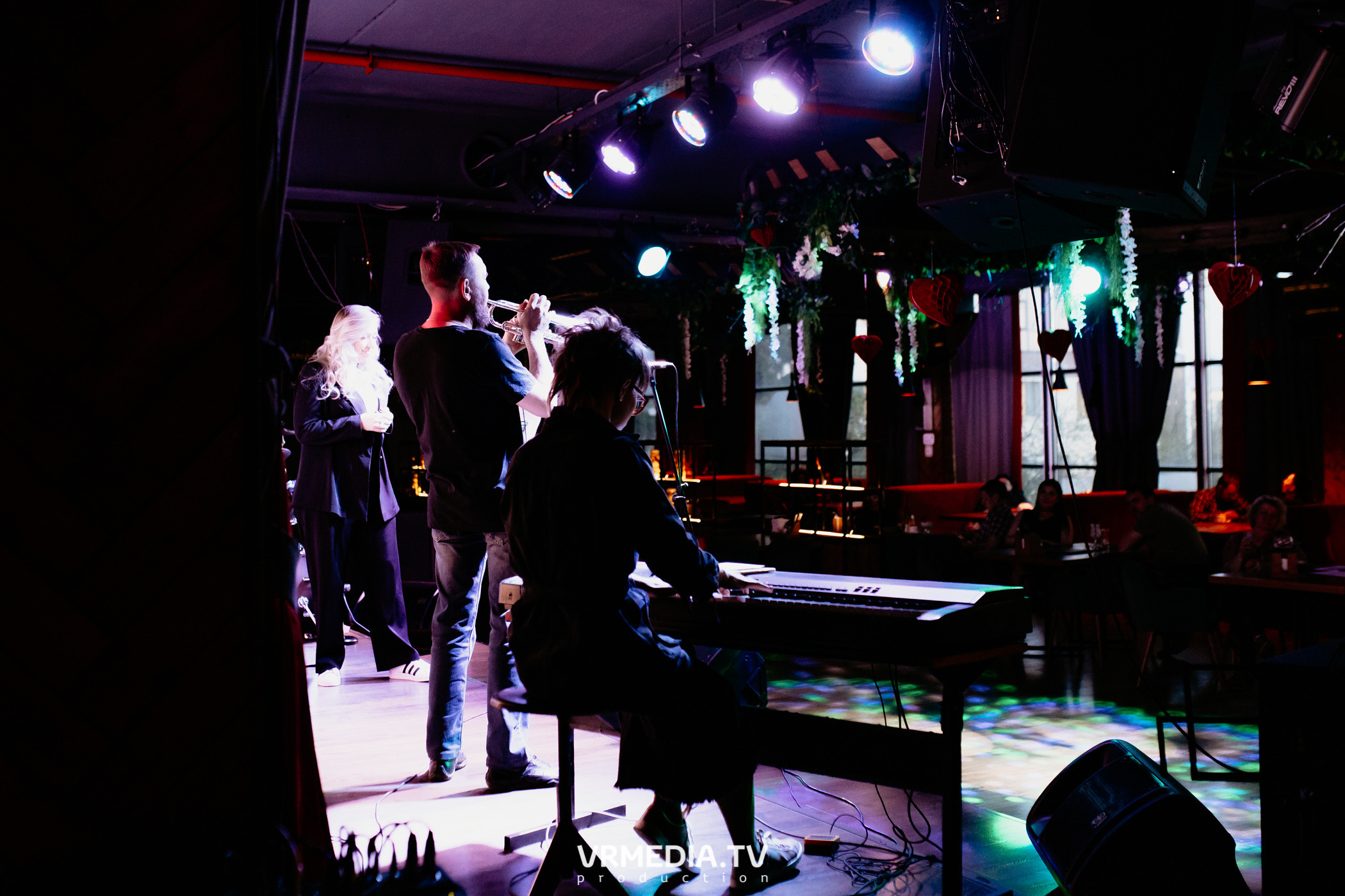 Джазовая среда. Jam session