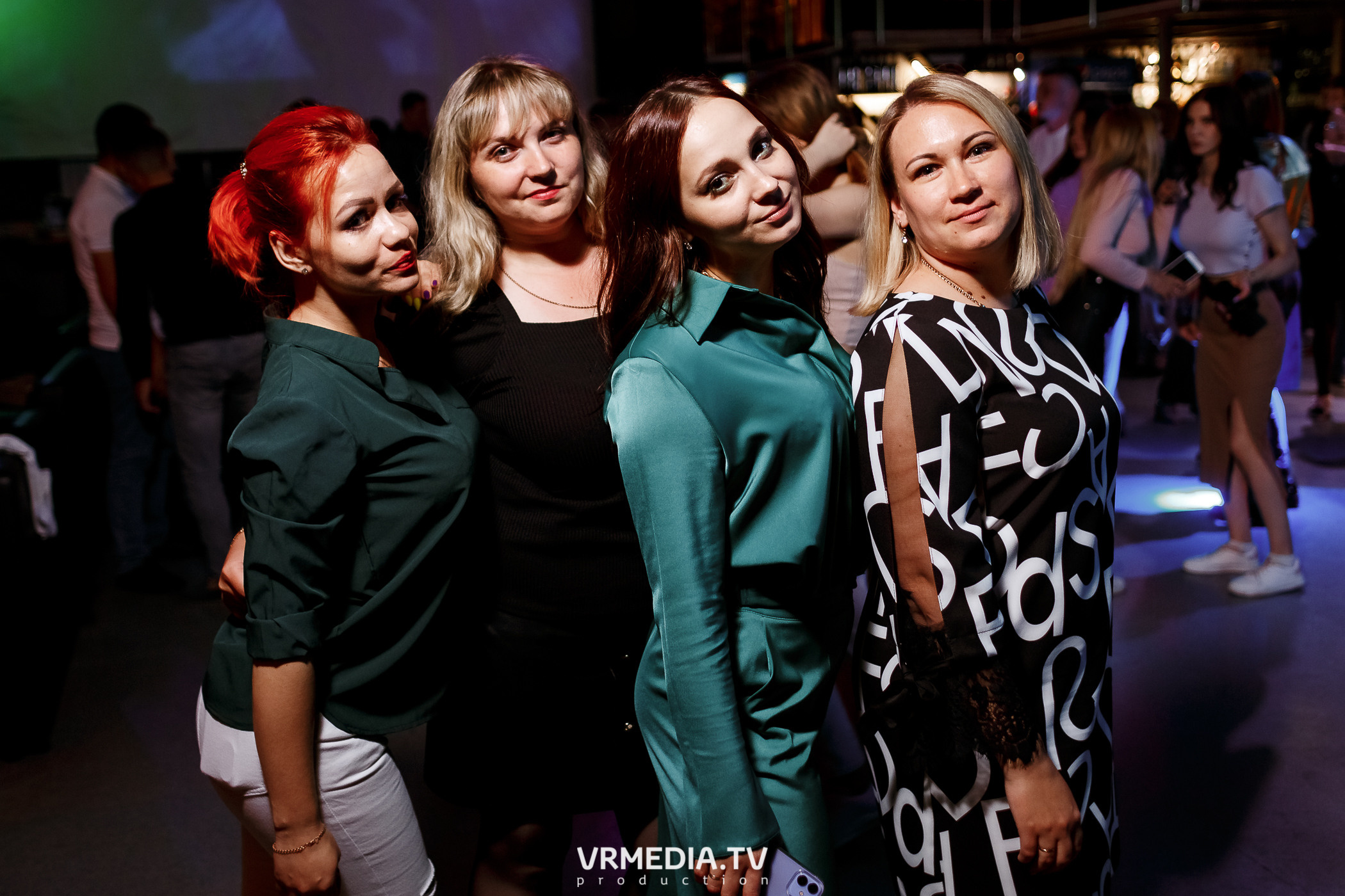 Выходные в баре «DOSKI»