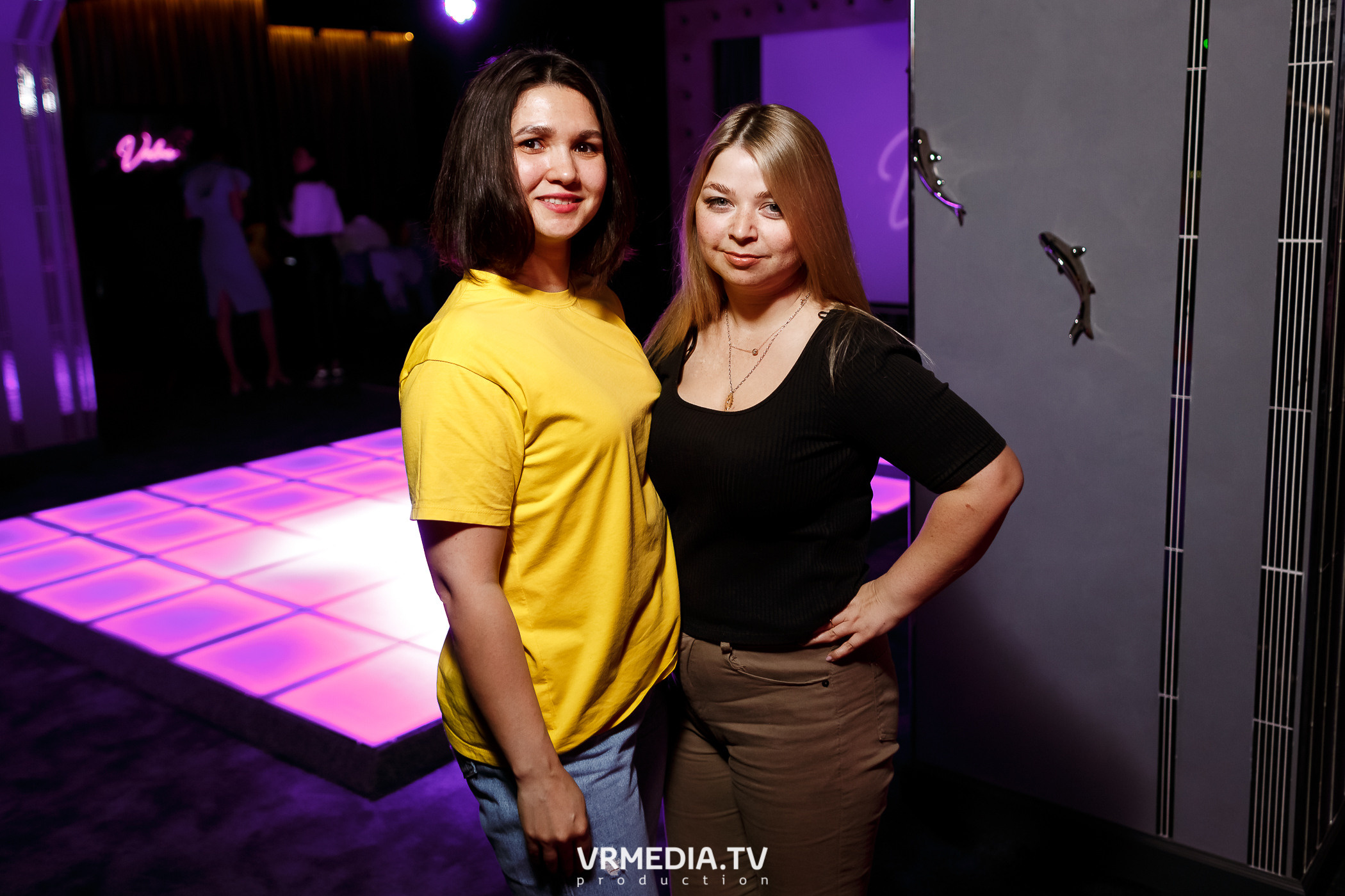 Летний караоке марафон в караоке-баре «Volna»