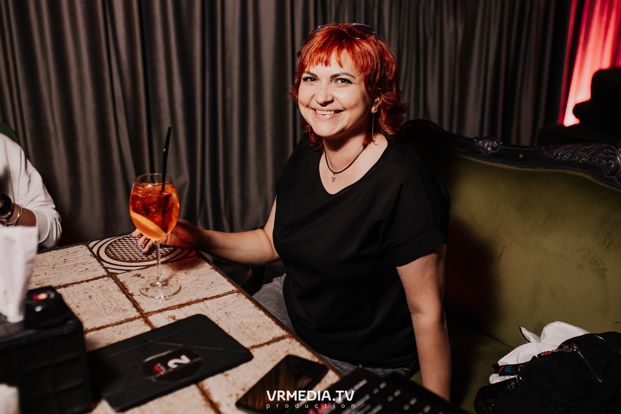 Пятничная вечеринка в караоке-баре «Volna»