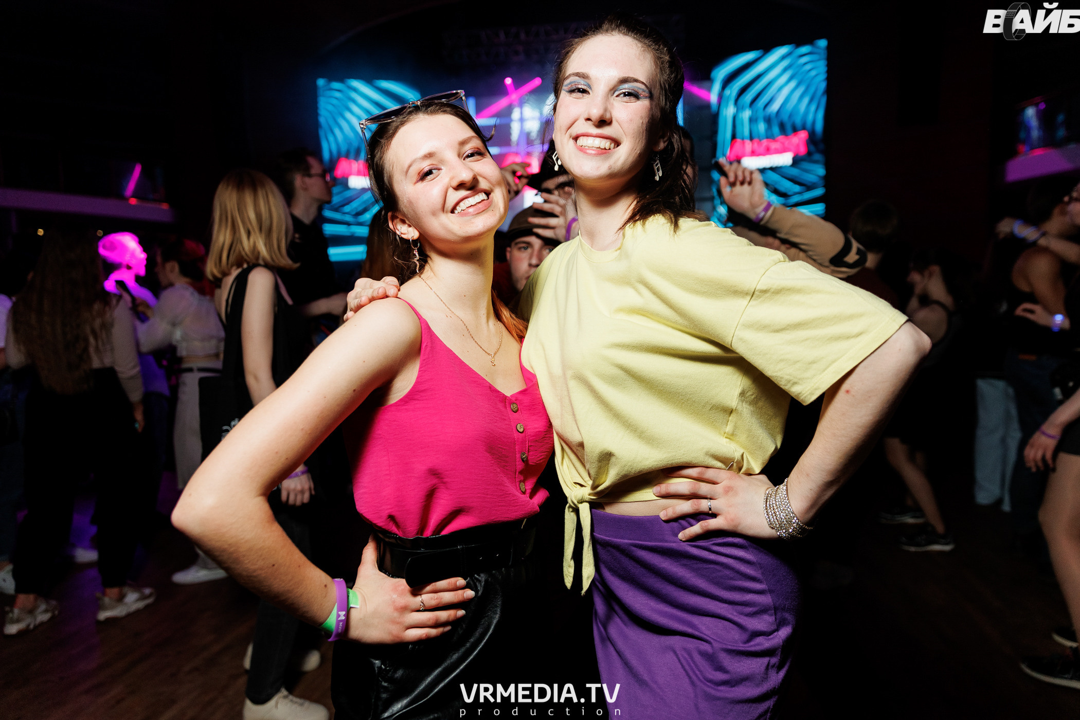 Молодость простит