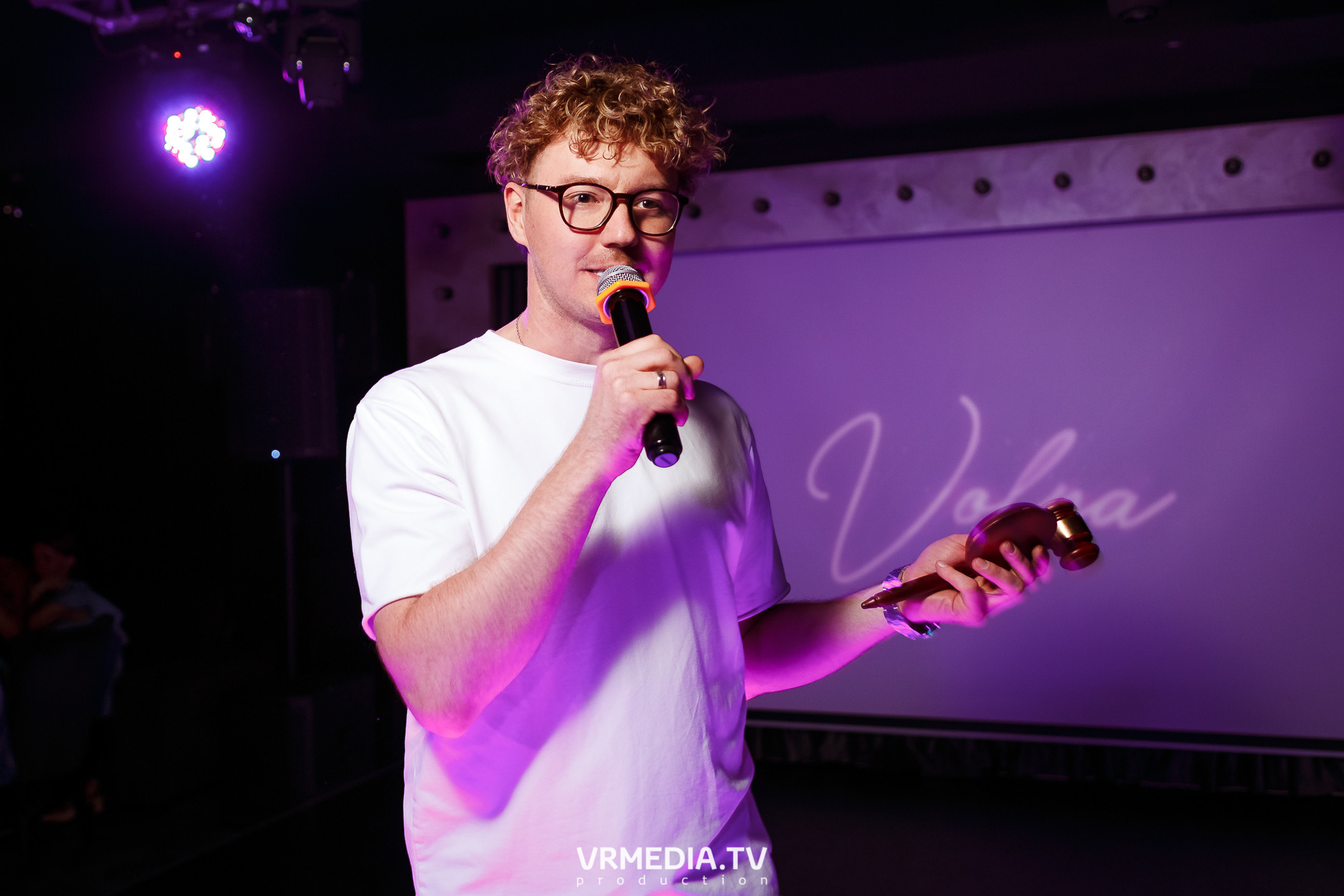 Летний караоке марафон в караоке-баре «Volna»