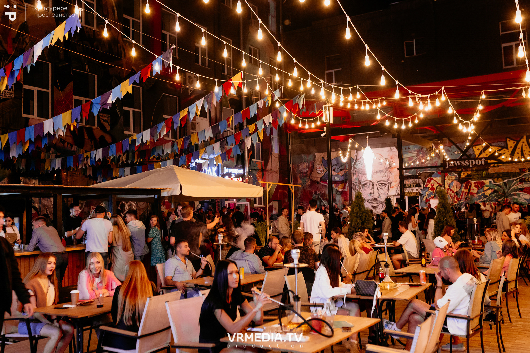 #Редакция_Лето: Time 92 в культурном пространстве «Редакция»