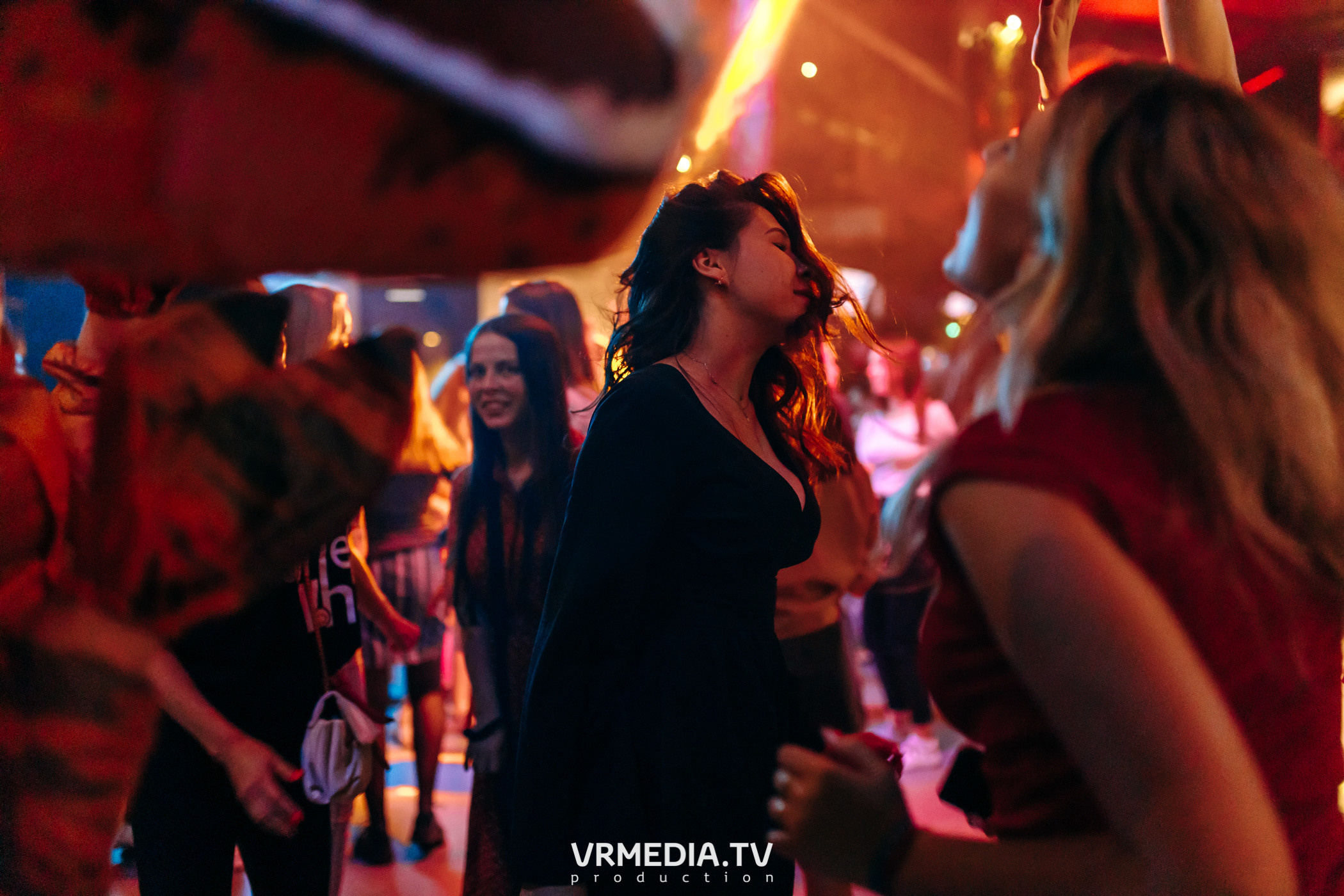 Выходные в баре «DOSKI»