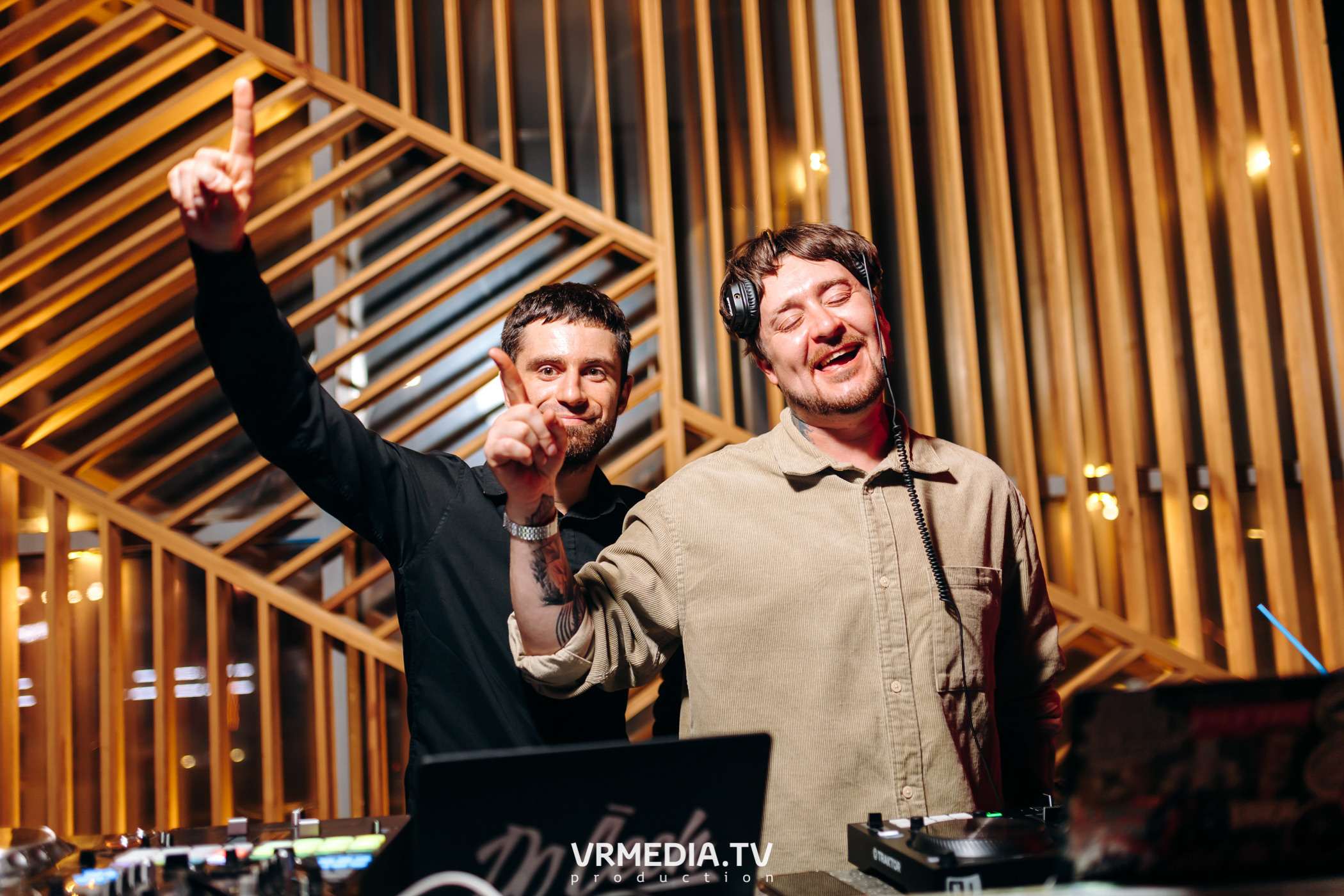 Новогодние корпоративы в баре «DOSKI»