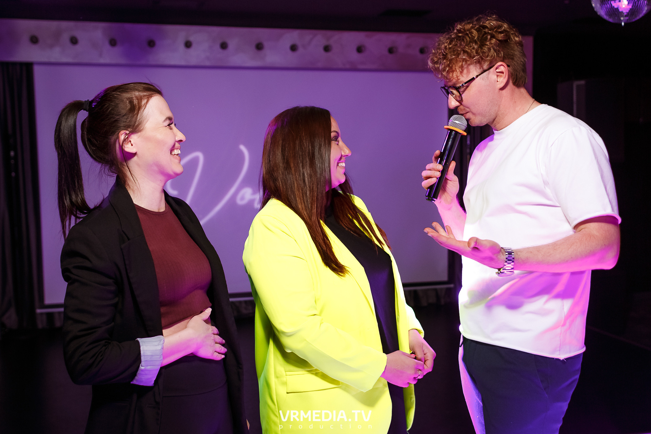 Летний караоке марафон в караоке-баре «Volna»