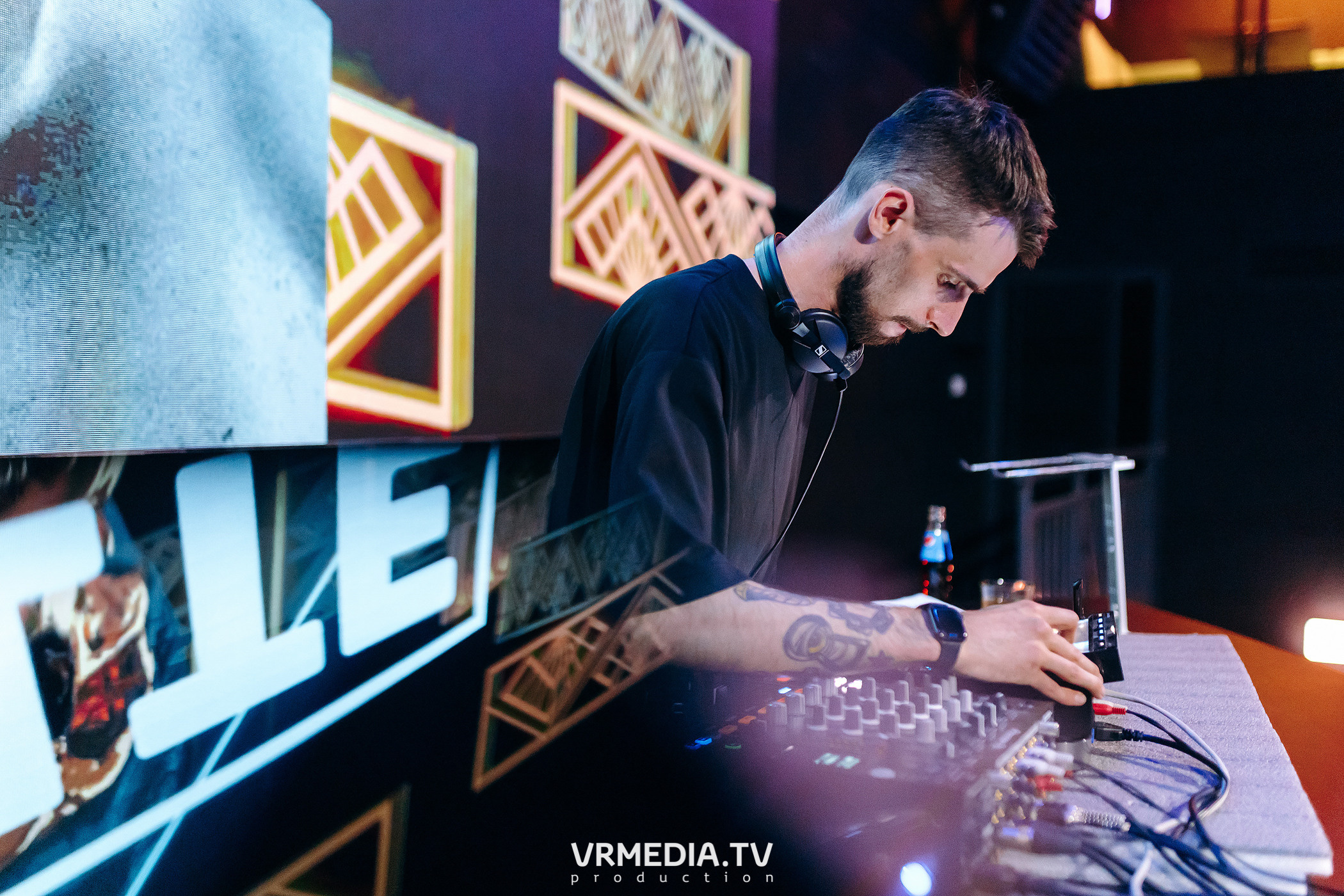 Выходные в ночном клубе «ЭФИР»