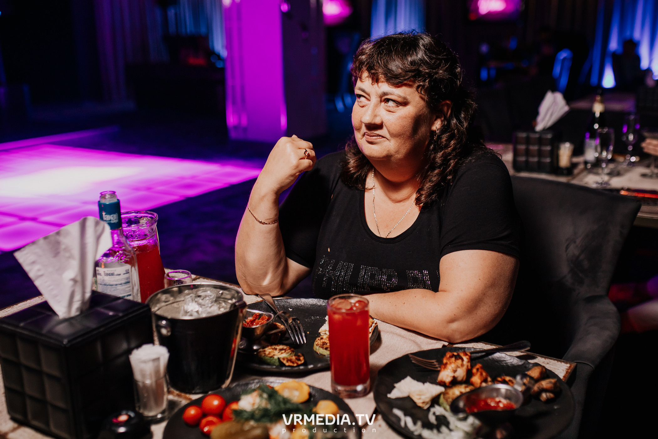 IQ party в караоке-баре «Volna»