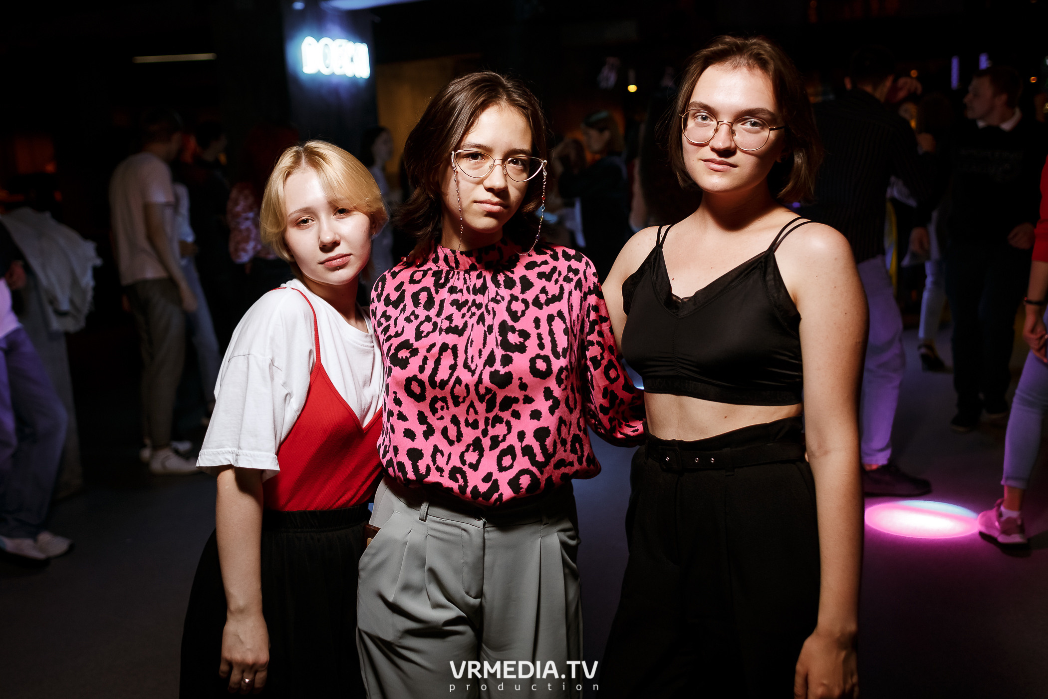 Выходные в баре «DOSKI»