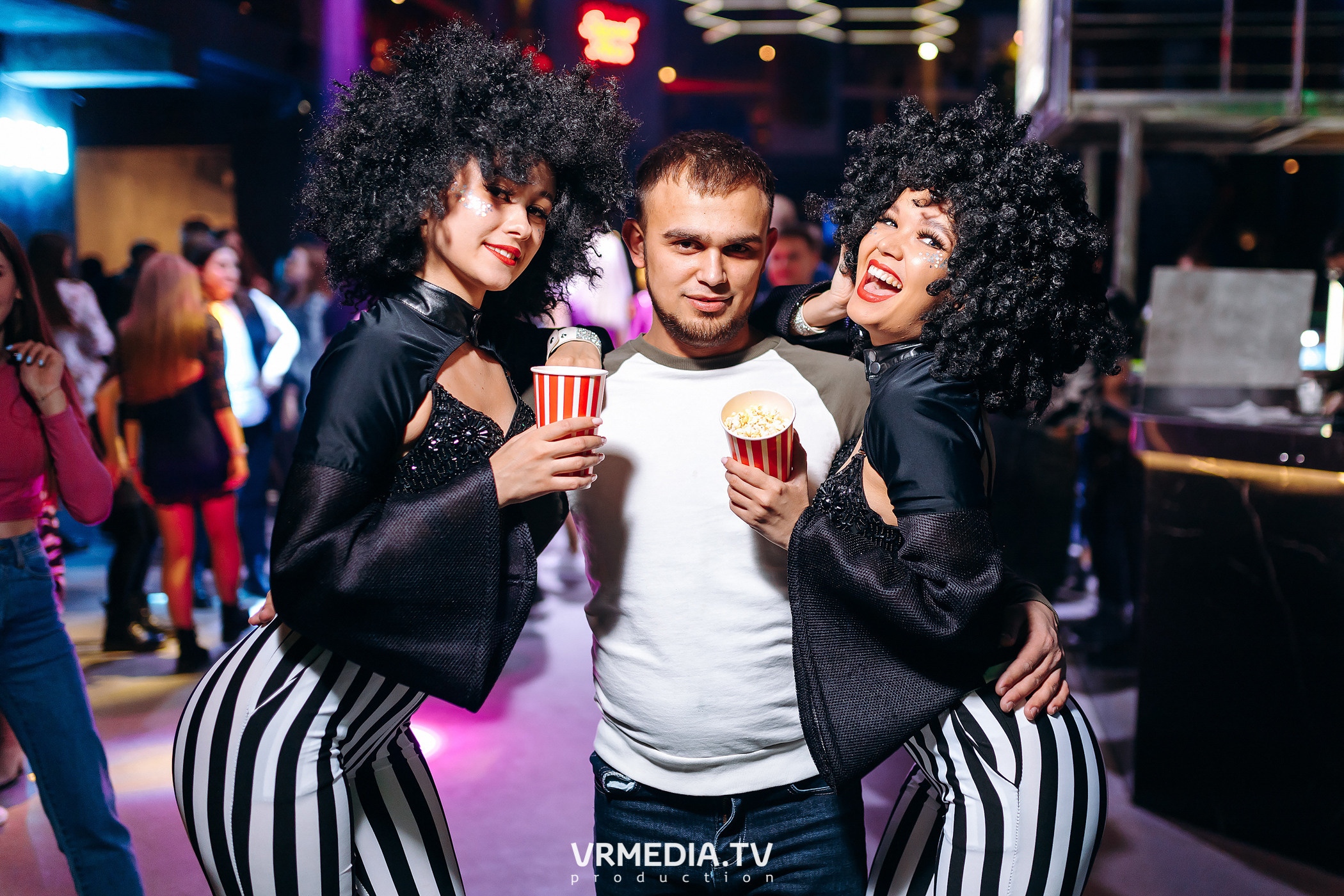 Выходные в баре «DOSKI»