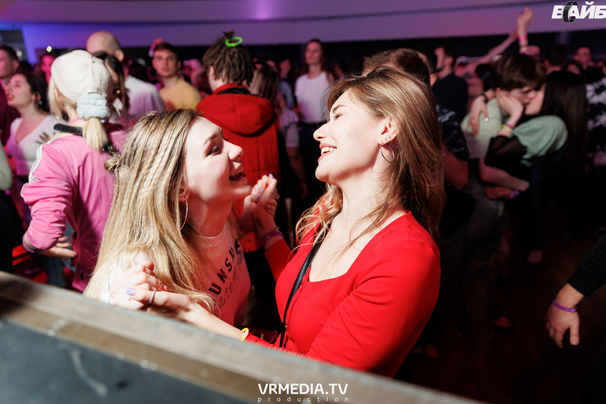 Молодость простит