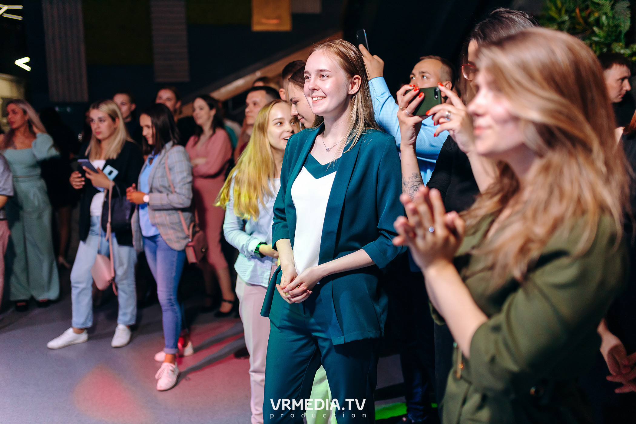 Выходные в баре «DOSKI»