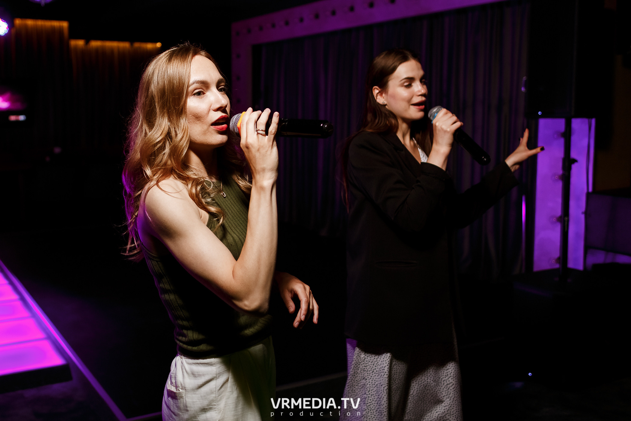 Золотая пятница в караоке-баре «Volna»