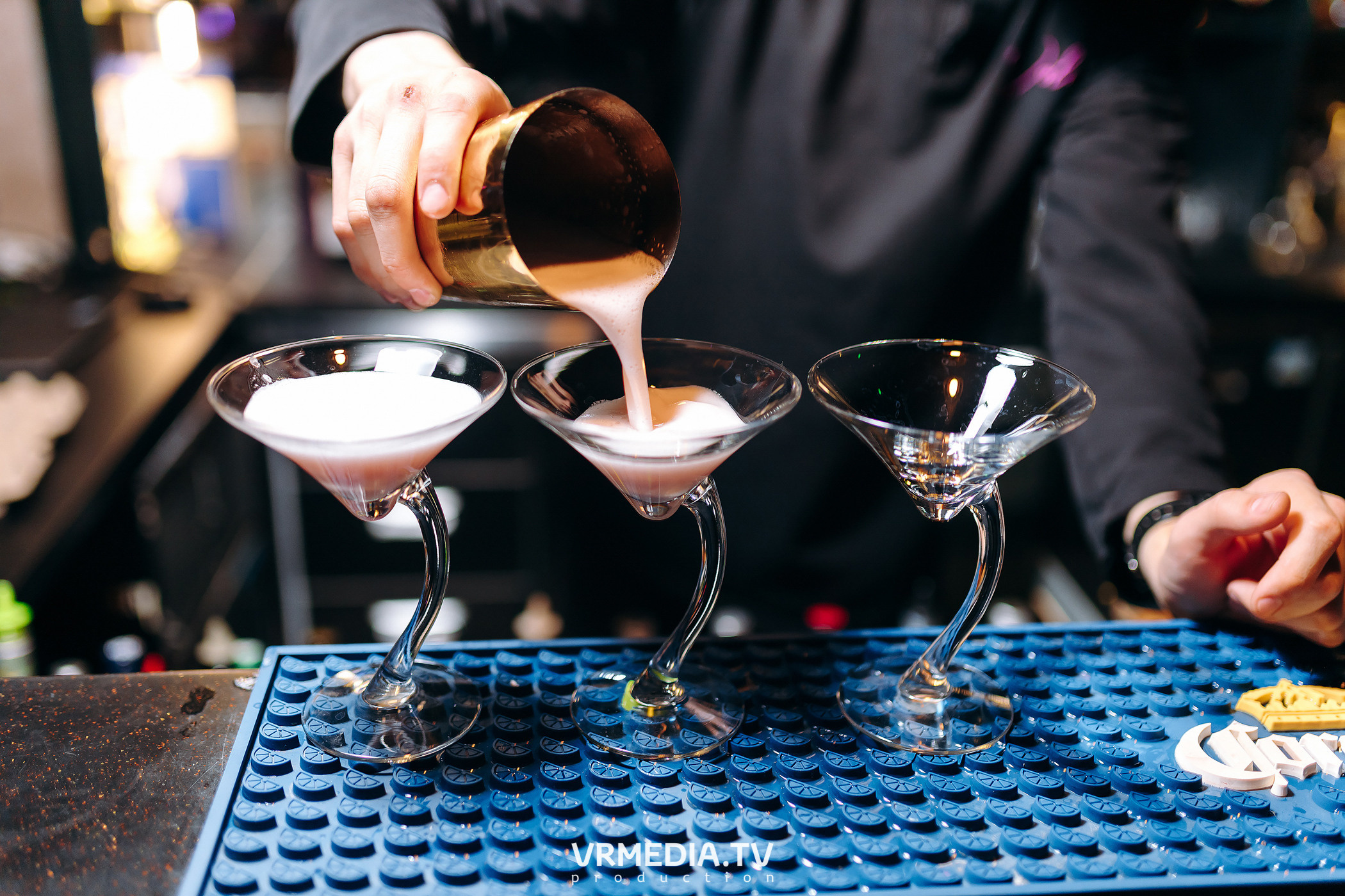 Колесо фортуны в караоке-баре «Volna»