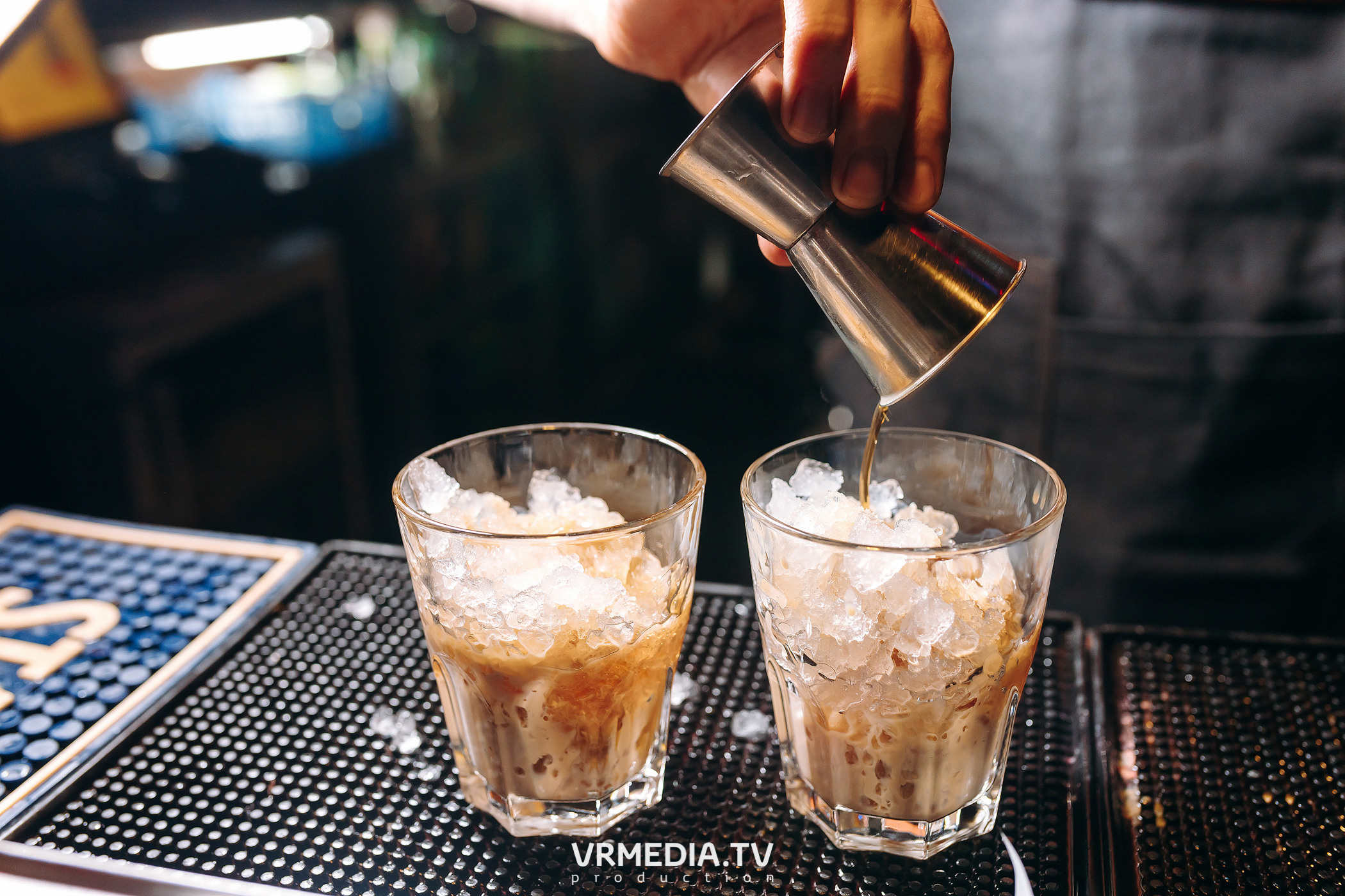 Выходные в баре «DOSKI»