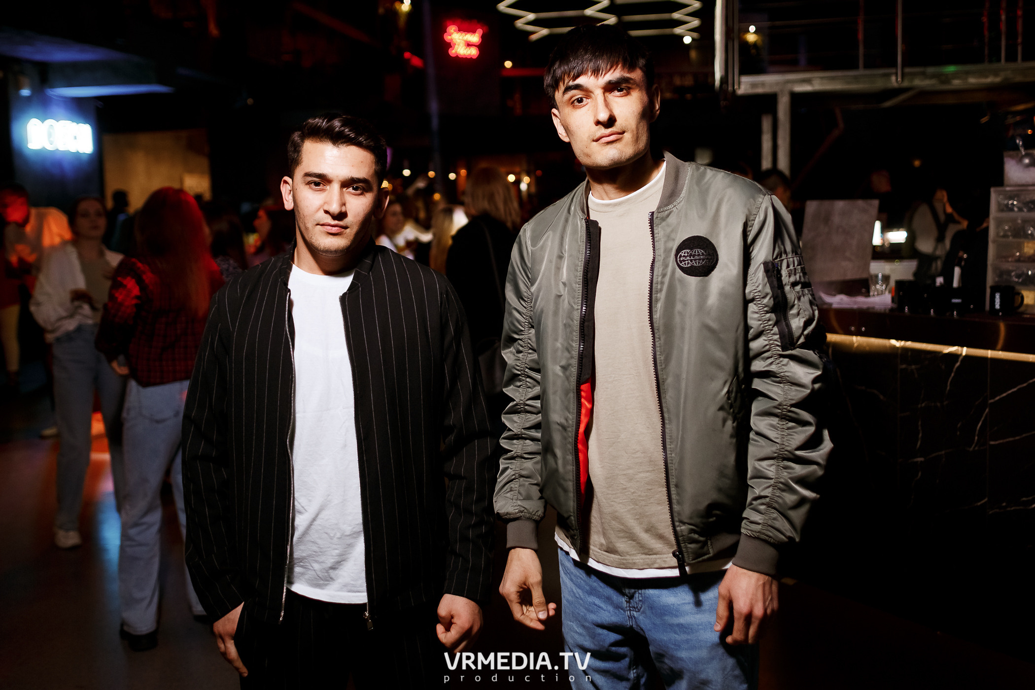 Выходные в баре «DOSKI»