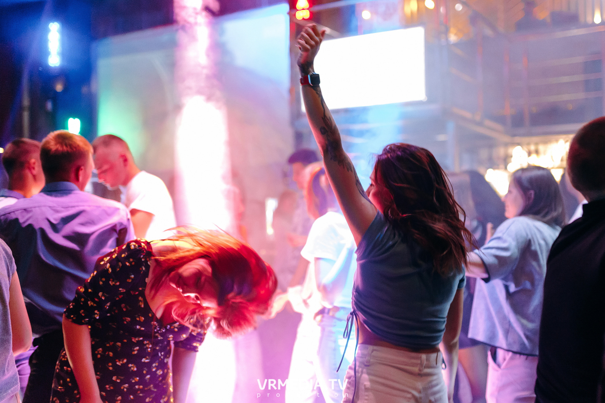 Выходные в баре «DOSKI»