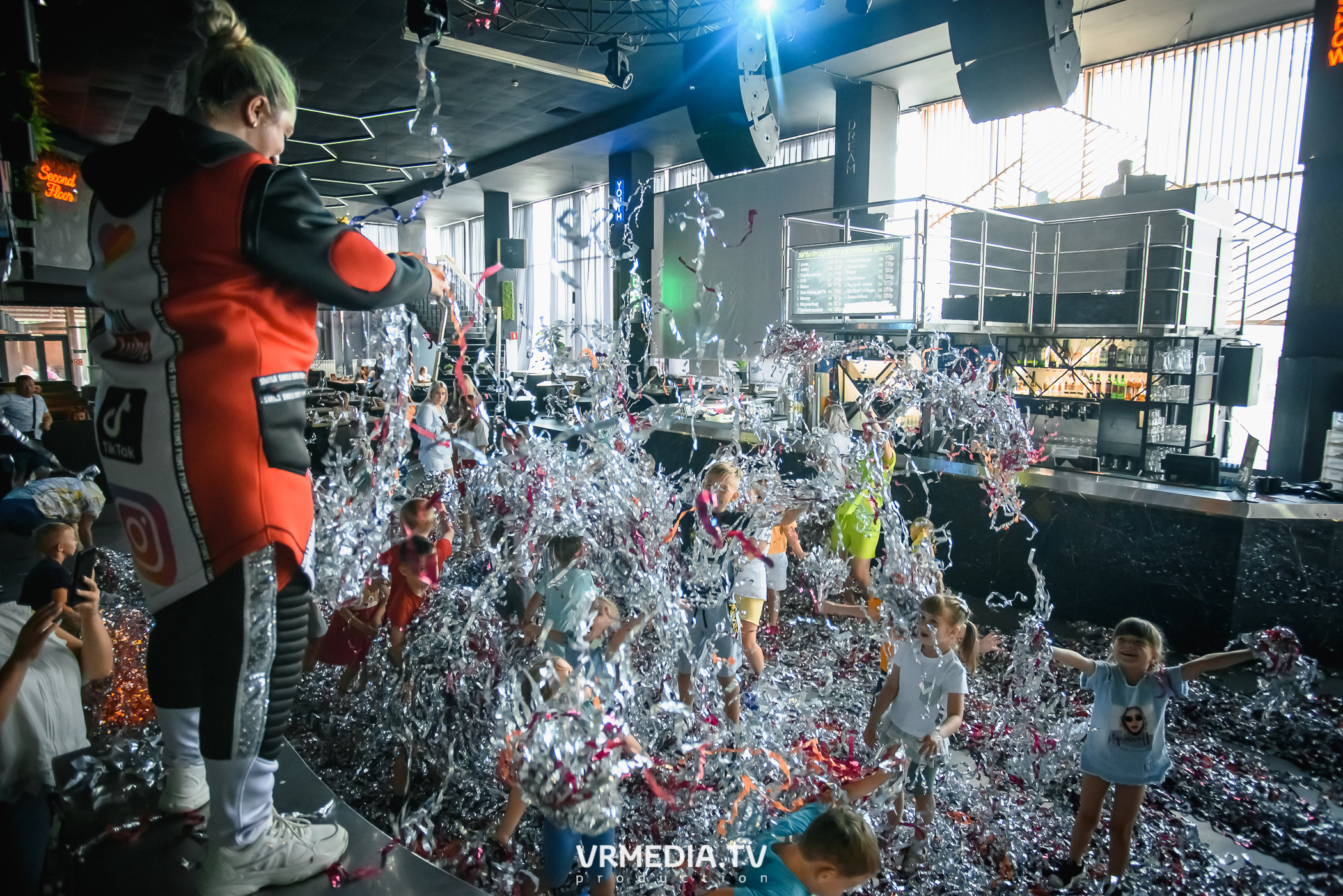 Baby time в баре «DOSKI»