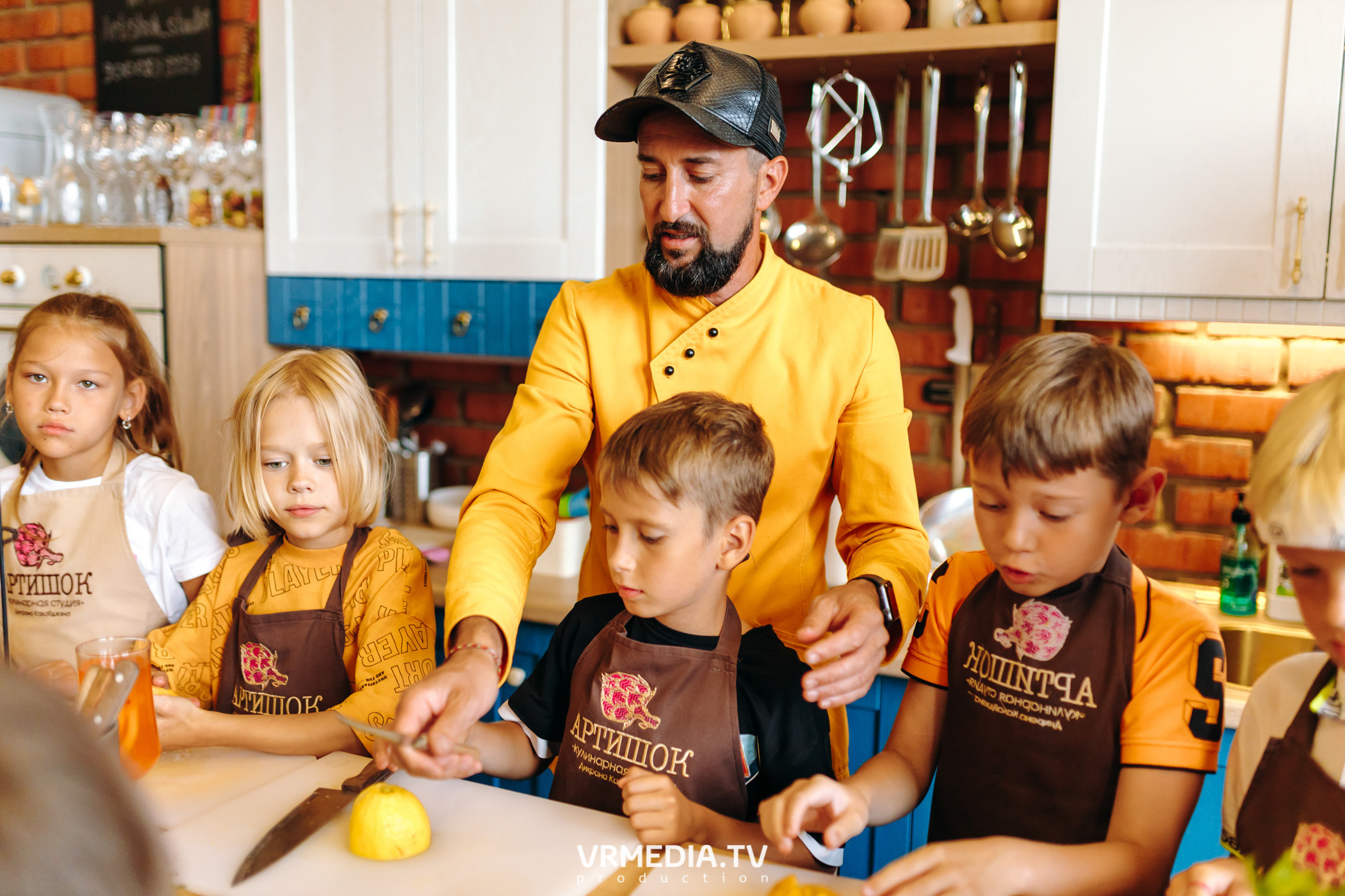 День рождения Артура Калайджяна в кулинарной студии «Артишок»