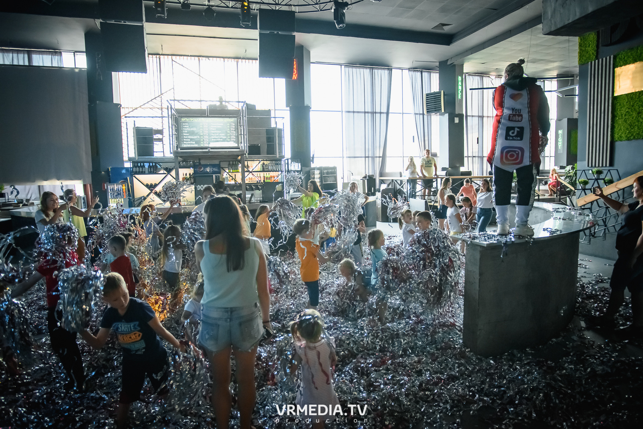 Baby time в баре «DOSKI»