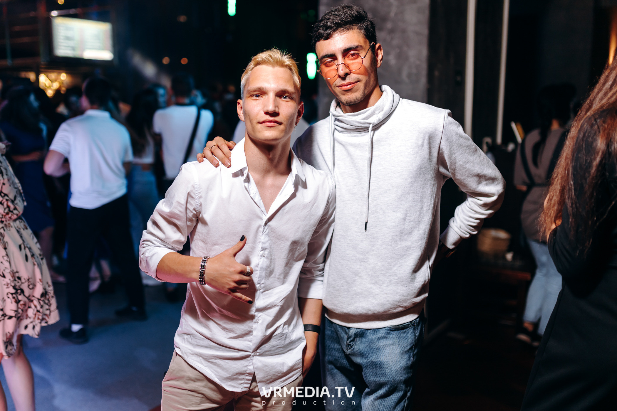 Выходные в баре «DOSKI»