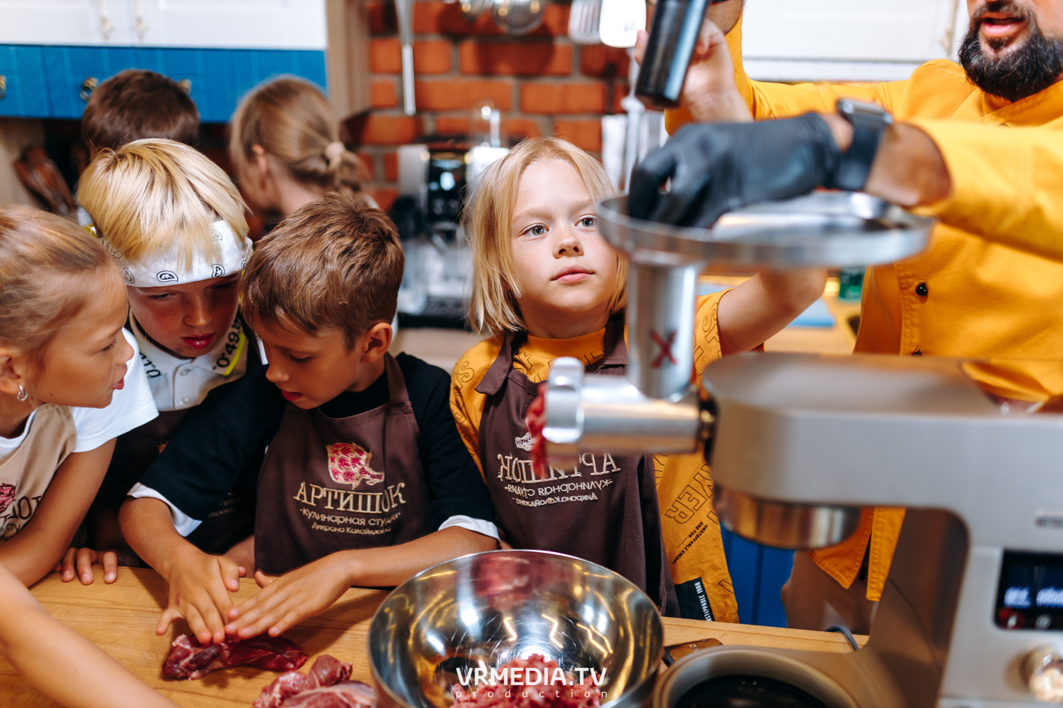 День рождения Артура Калайджяна в кулинарной студии «Артишок»