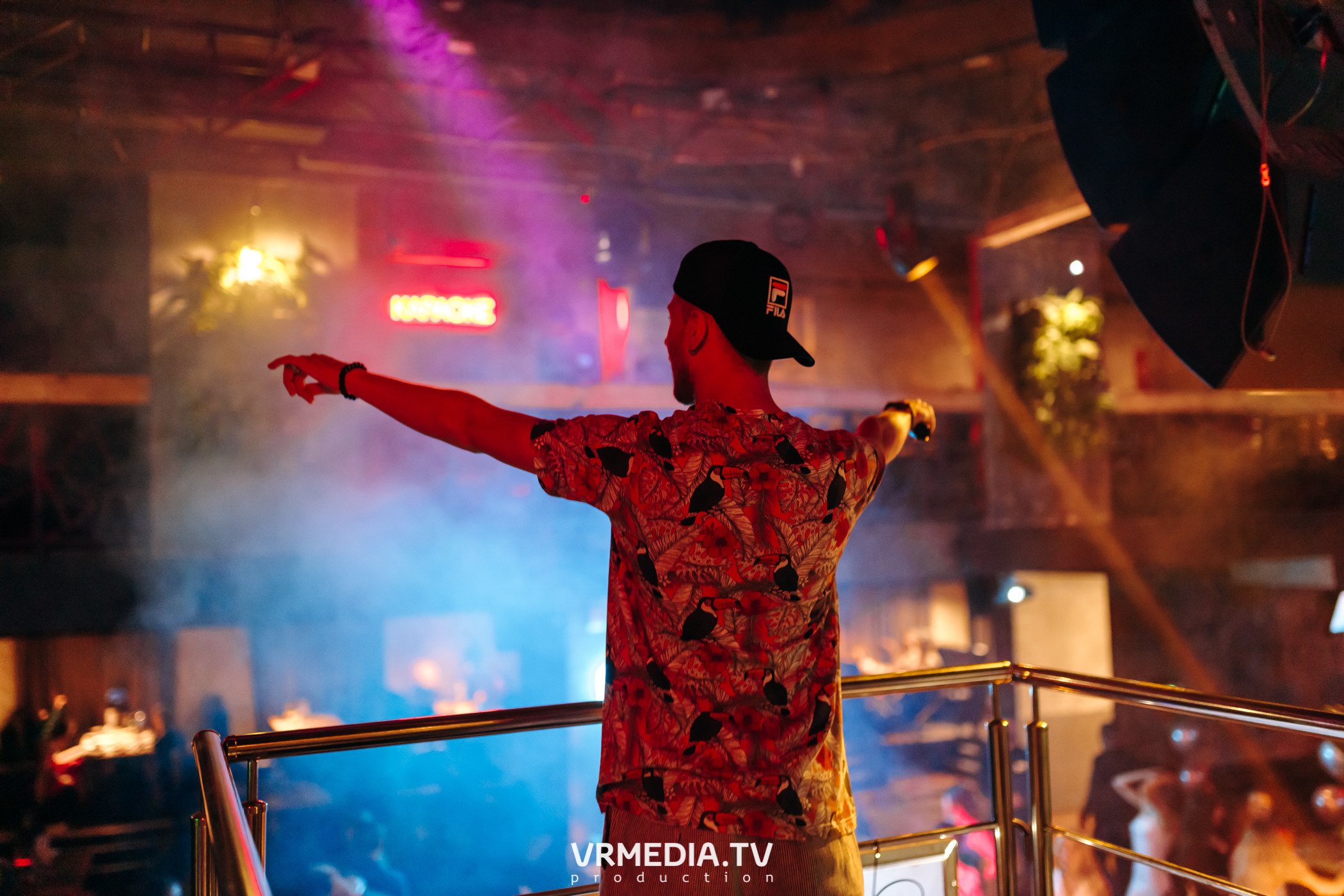 Выходные в баре «DOSKI»