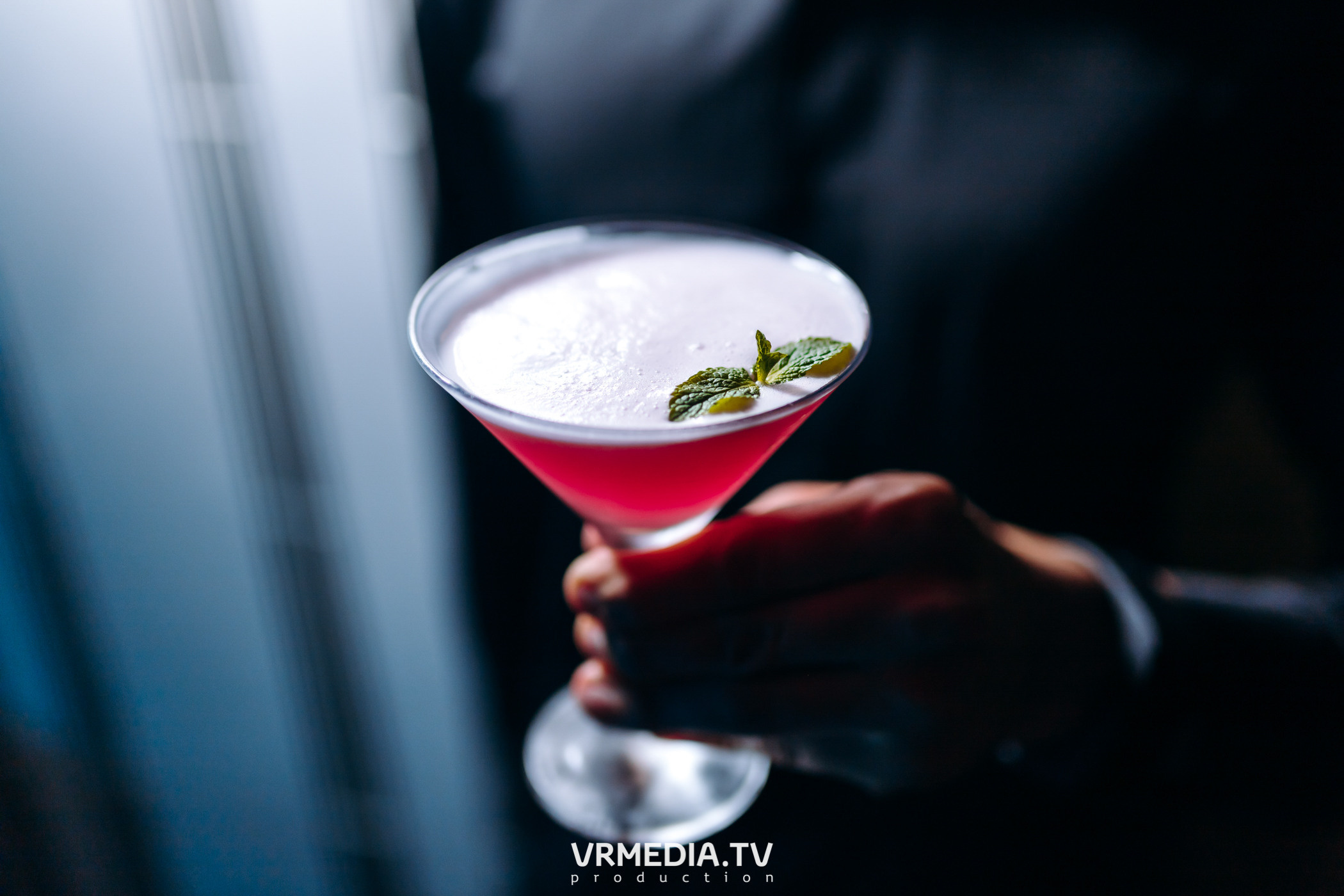 Love is… в караоке-баре «Volna»