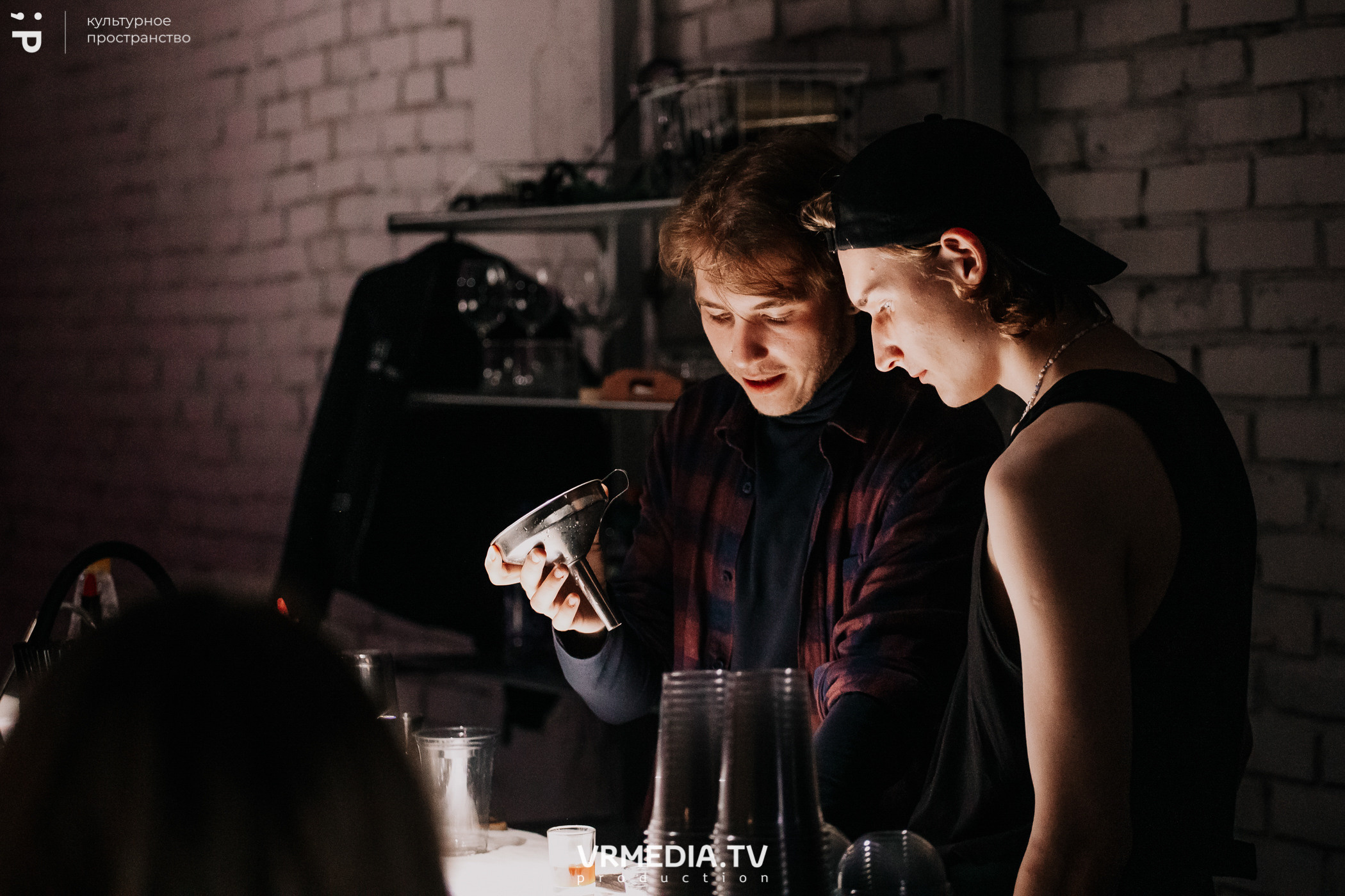 11 Friends of Chao в культурном пространстве «Редакция»