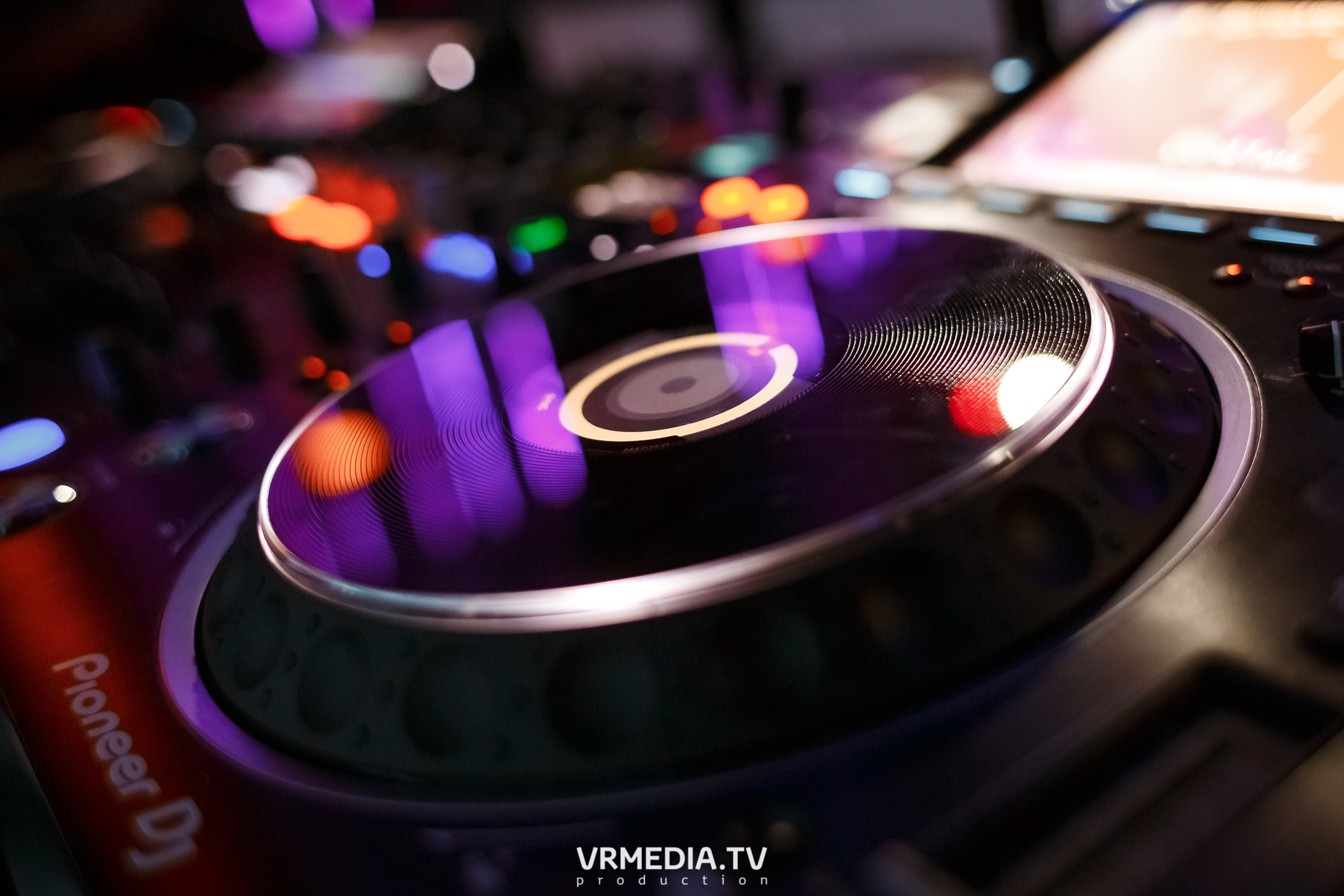 Выходные в ночном клубе «ЭФИР»