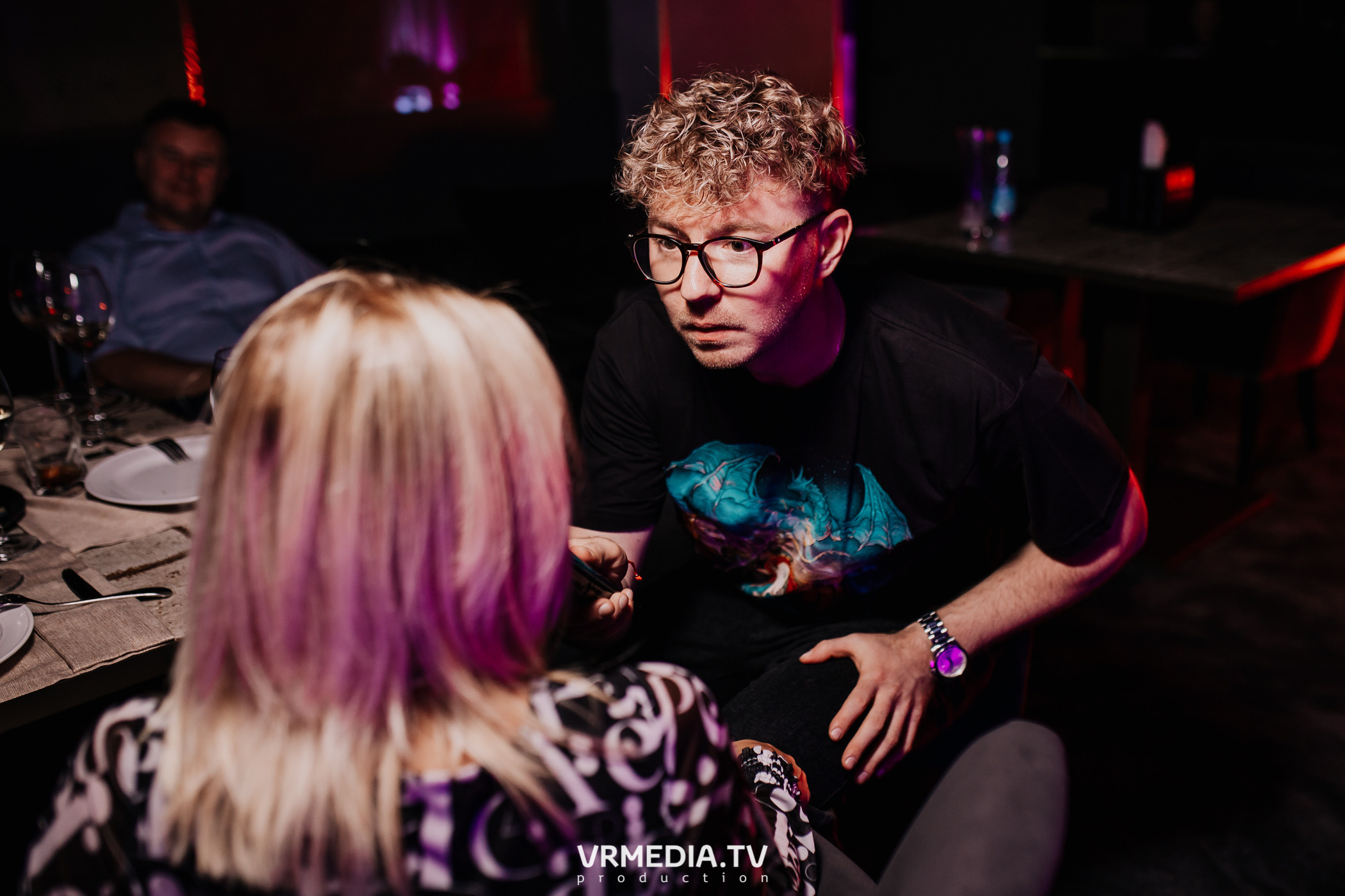 Русский рок в караоке-баре «Volna»