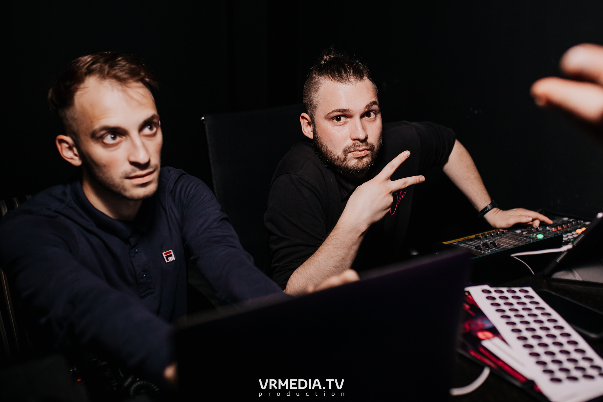 Русский рок в караоке-баре «Volna»