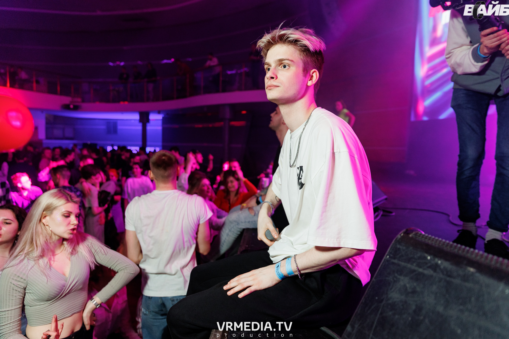 Молодость простит