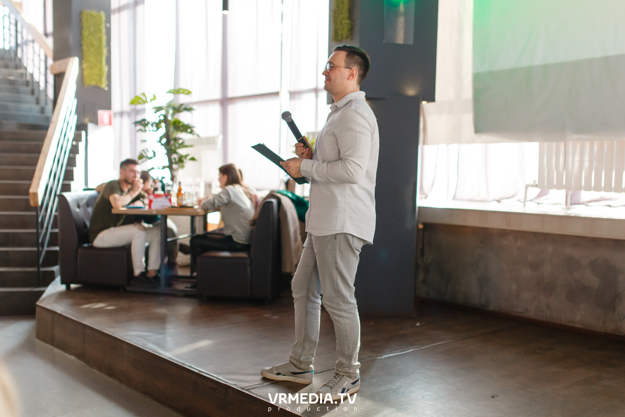 WOW QUIZ в баре «DOSKI»