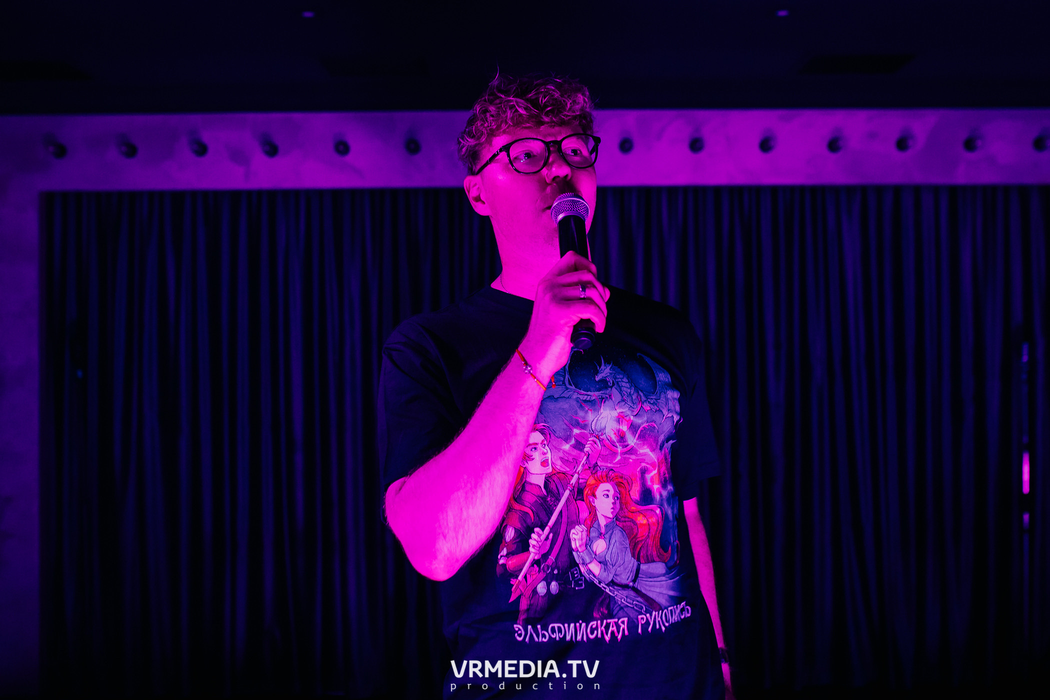 Русский рок в караоке-баре «Volna»