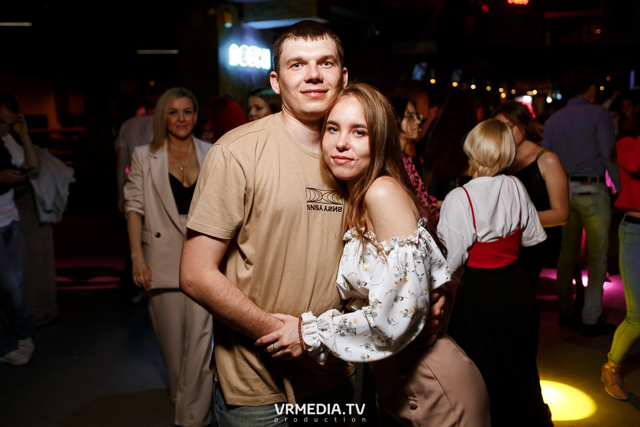 Выходные в баре «DOSKI»