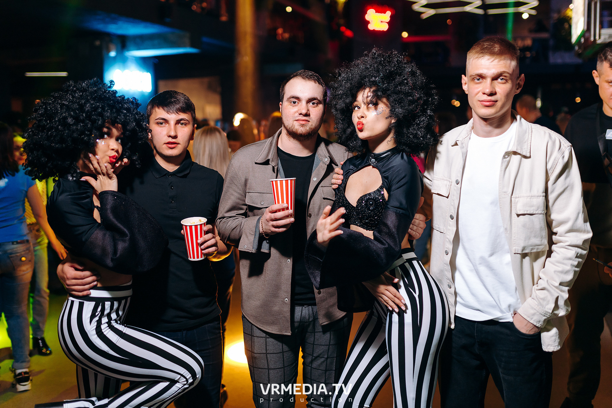 Выходные в баре «DOSKI»