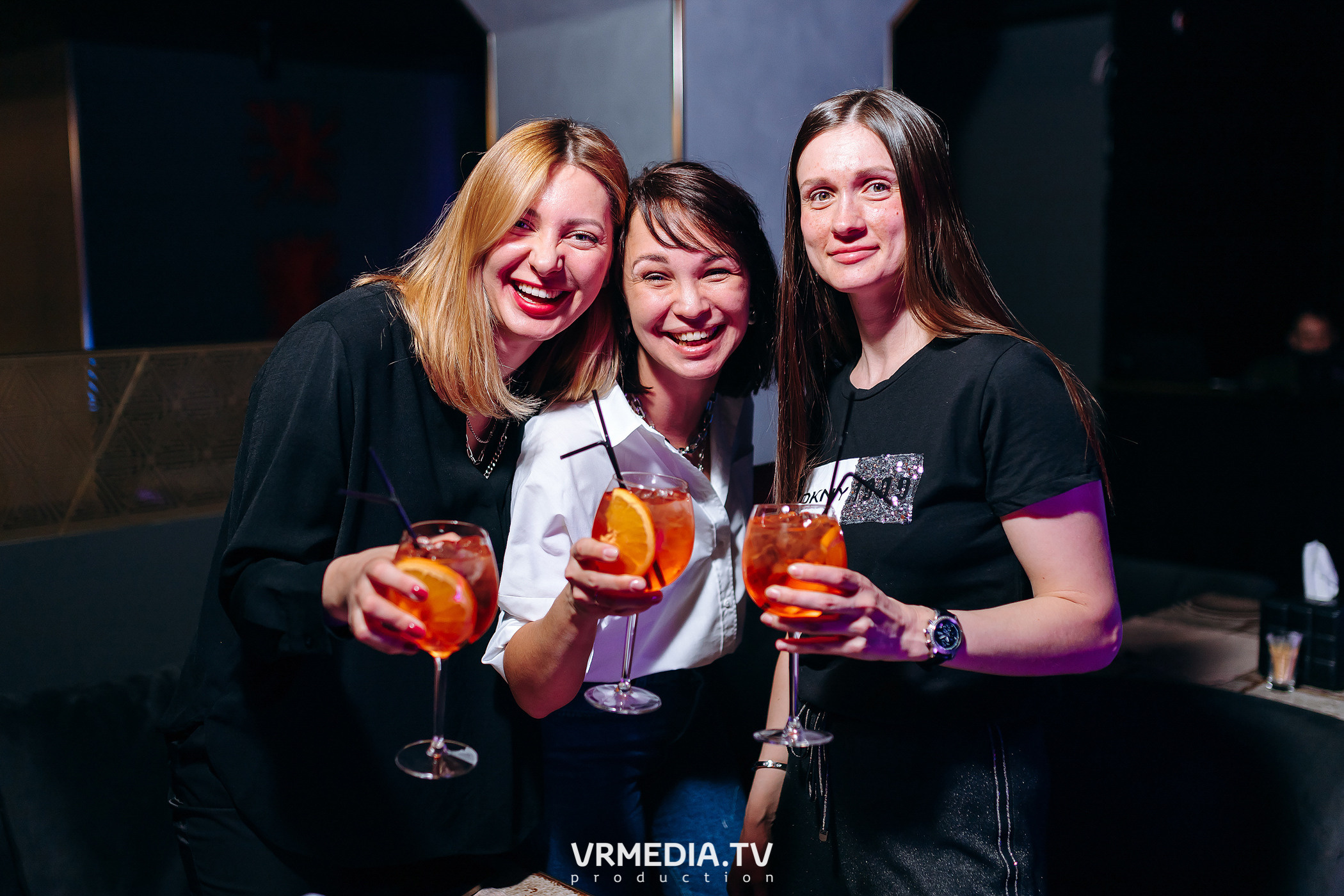 Колесо фортуны в караоке-баре «Volna»