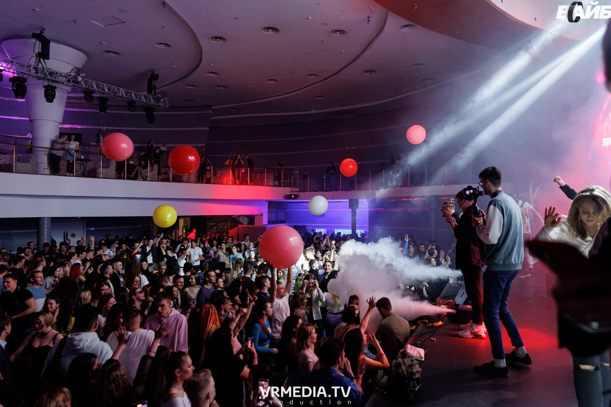 Молодость простит