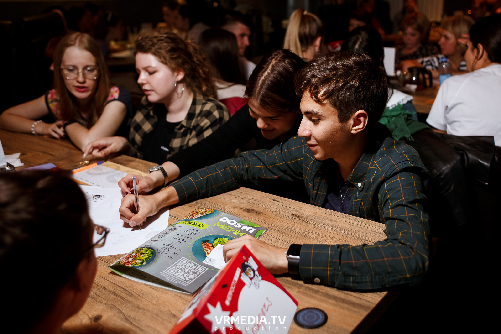 WOW QUIZ в баре «DOSKI»