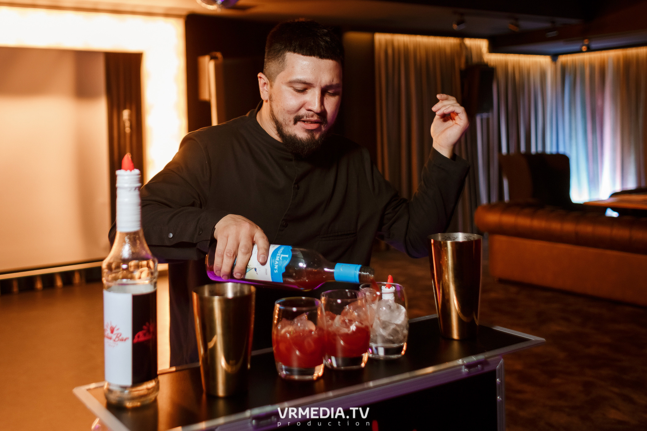 Колесо фортуны в караоке-баре «Volna»