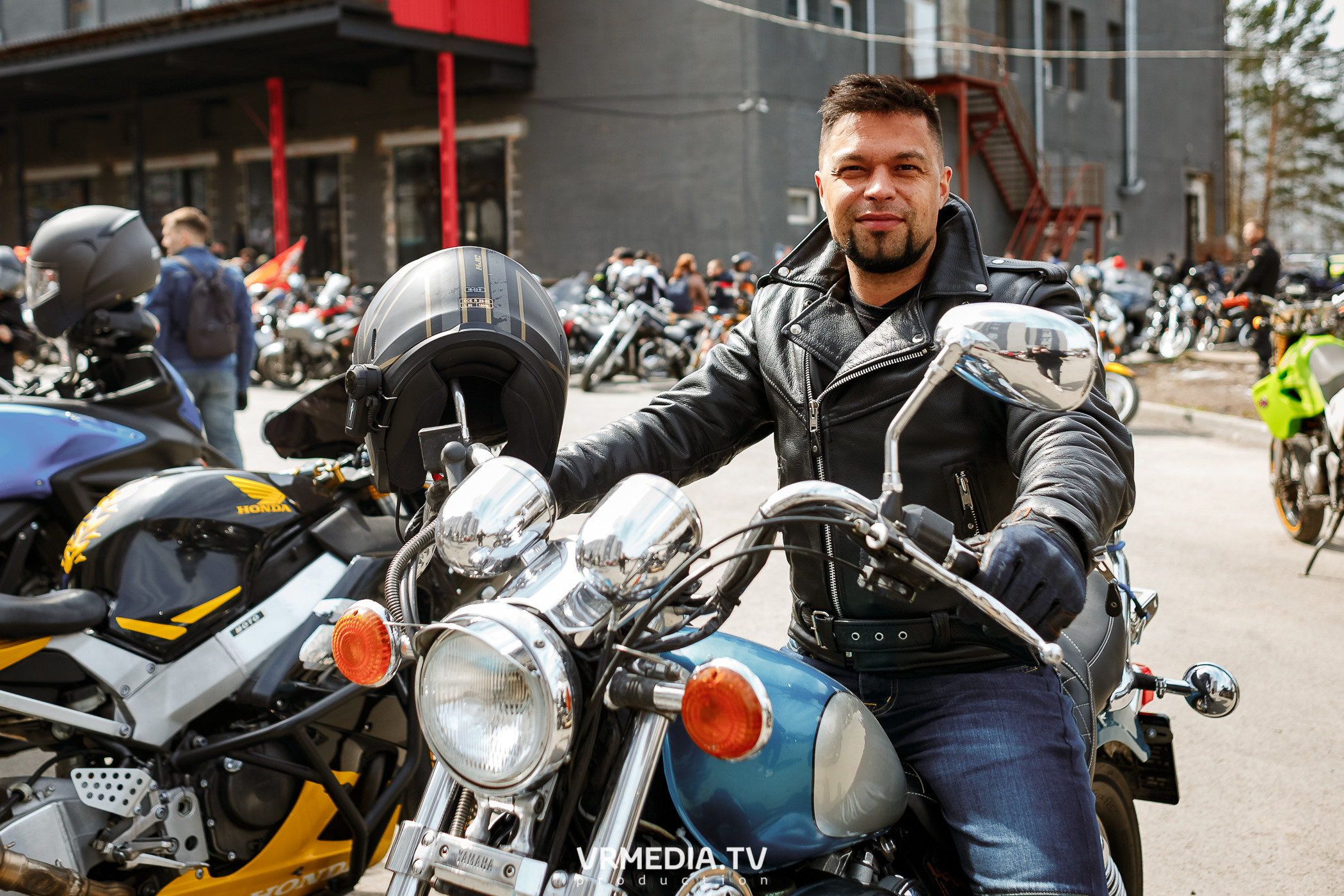 Открытие кемеровского мотосезона в культурном пространстве «Редакция»