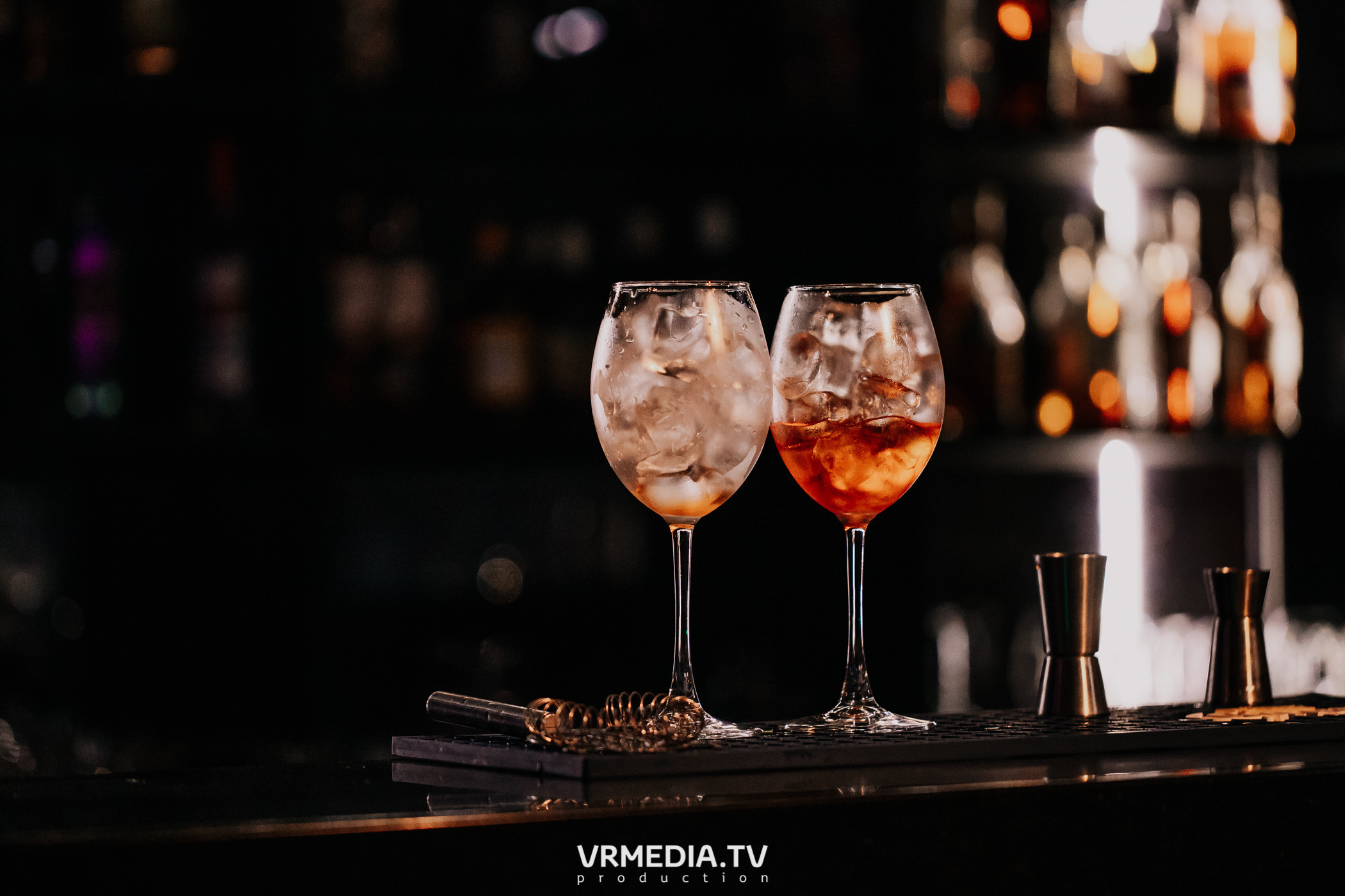 Русский рок в караоке-баре «Volna»